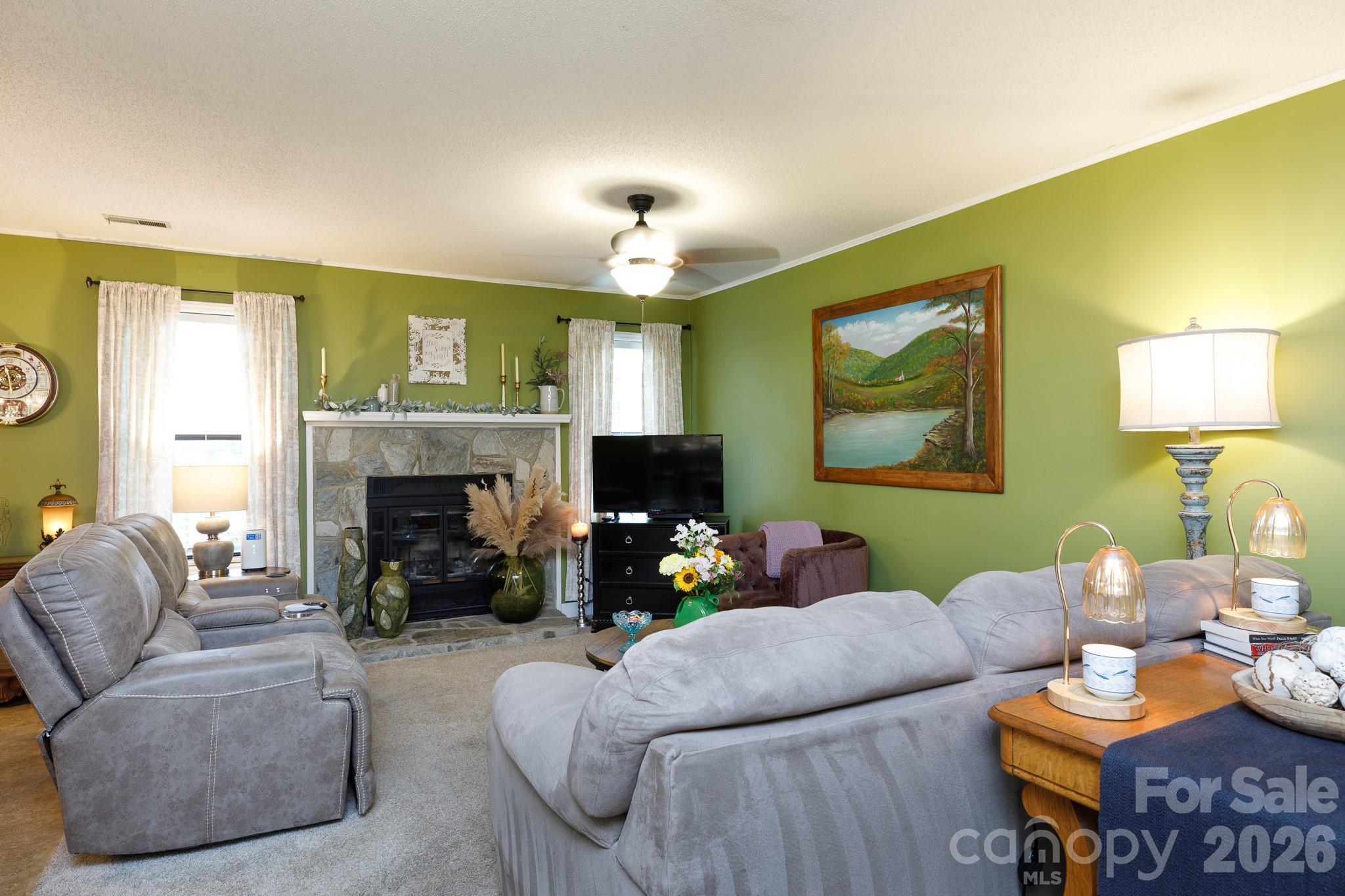 Condominium at 135 Cedar Hollow Street, Fort Mill, photo 7 of 28
