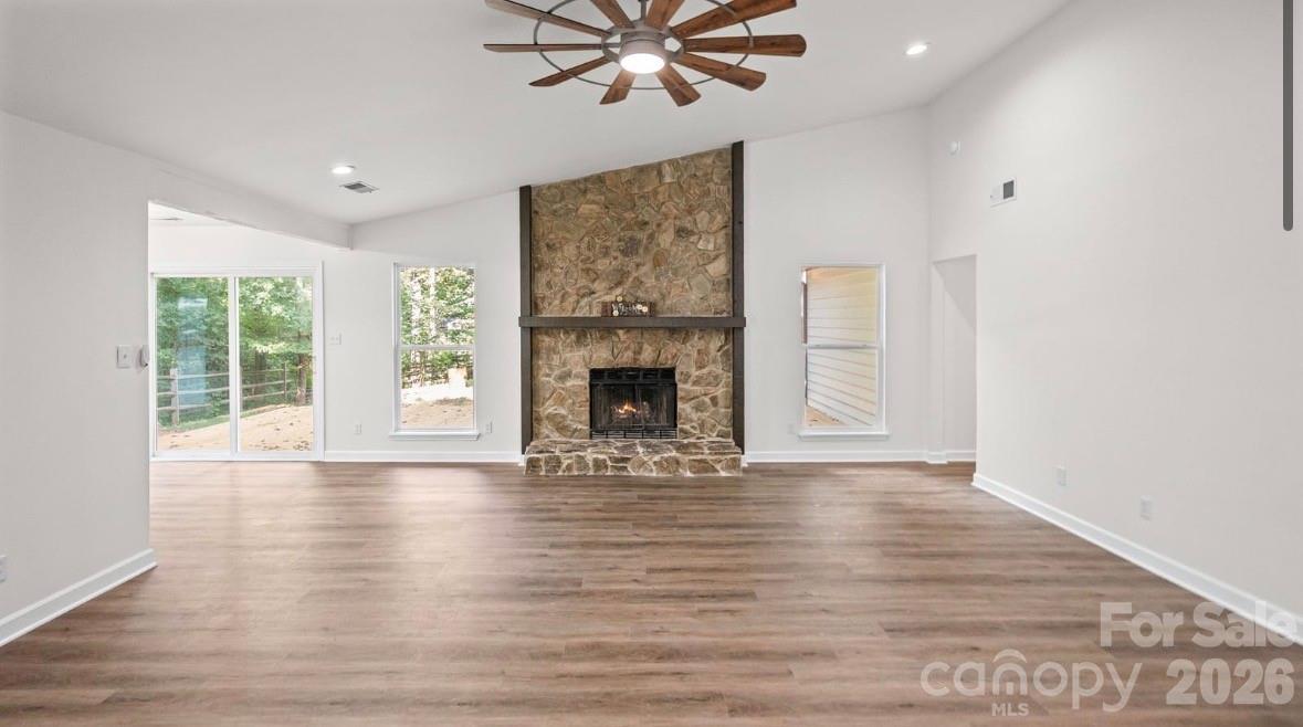 Single Family Residence at 7424 Lawyers Station Drive, Mint Hill, photo 6 of 37