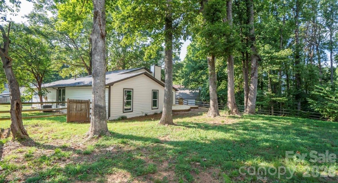 Single Family Residence at 7424 Lawyers Station Drive, Mint Hill, photo 36 of 37