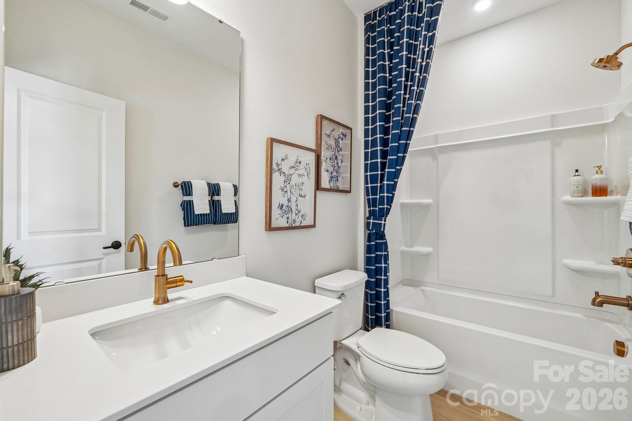 Representative - 6101 Daisy Dale Drive, Pineville
