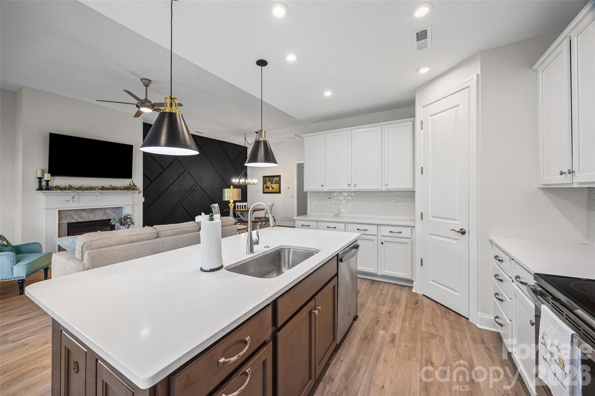 Single Family Residence at 3029 Trace Meadow Court, York, photo 18 of 44