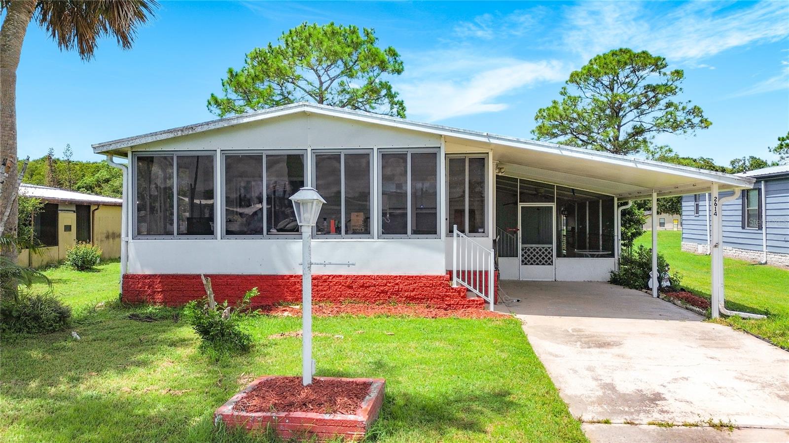 2614 MC DANIEL DR