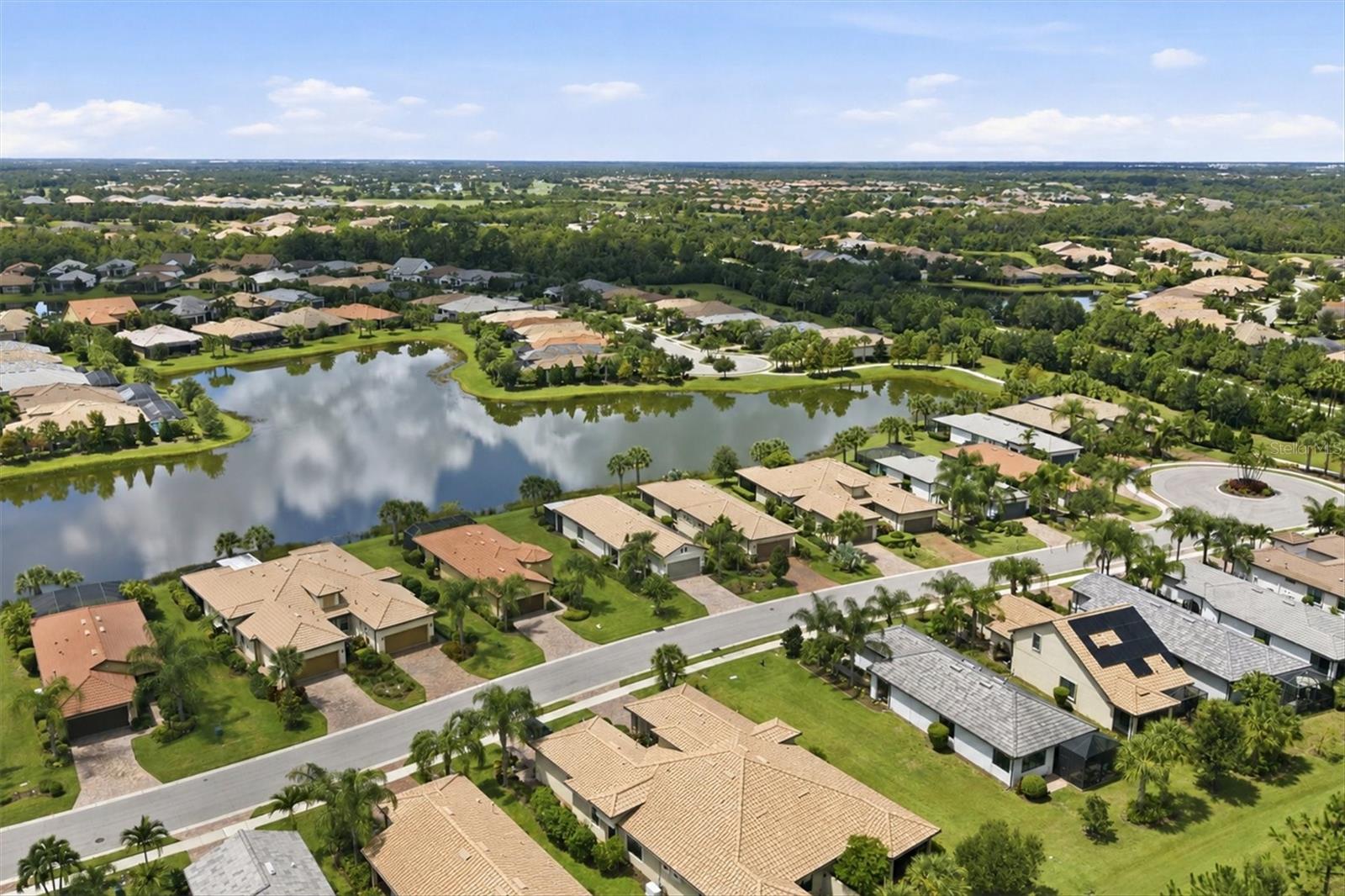 Single Family Residence at 17523 HAMPTON FALLS TER, BRADENTON, photo 43 of 77