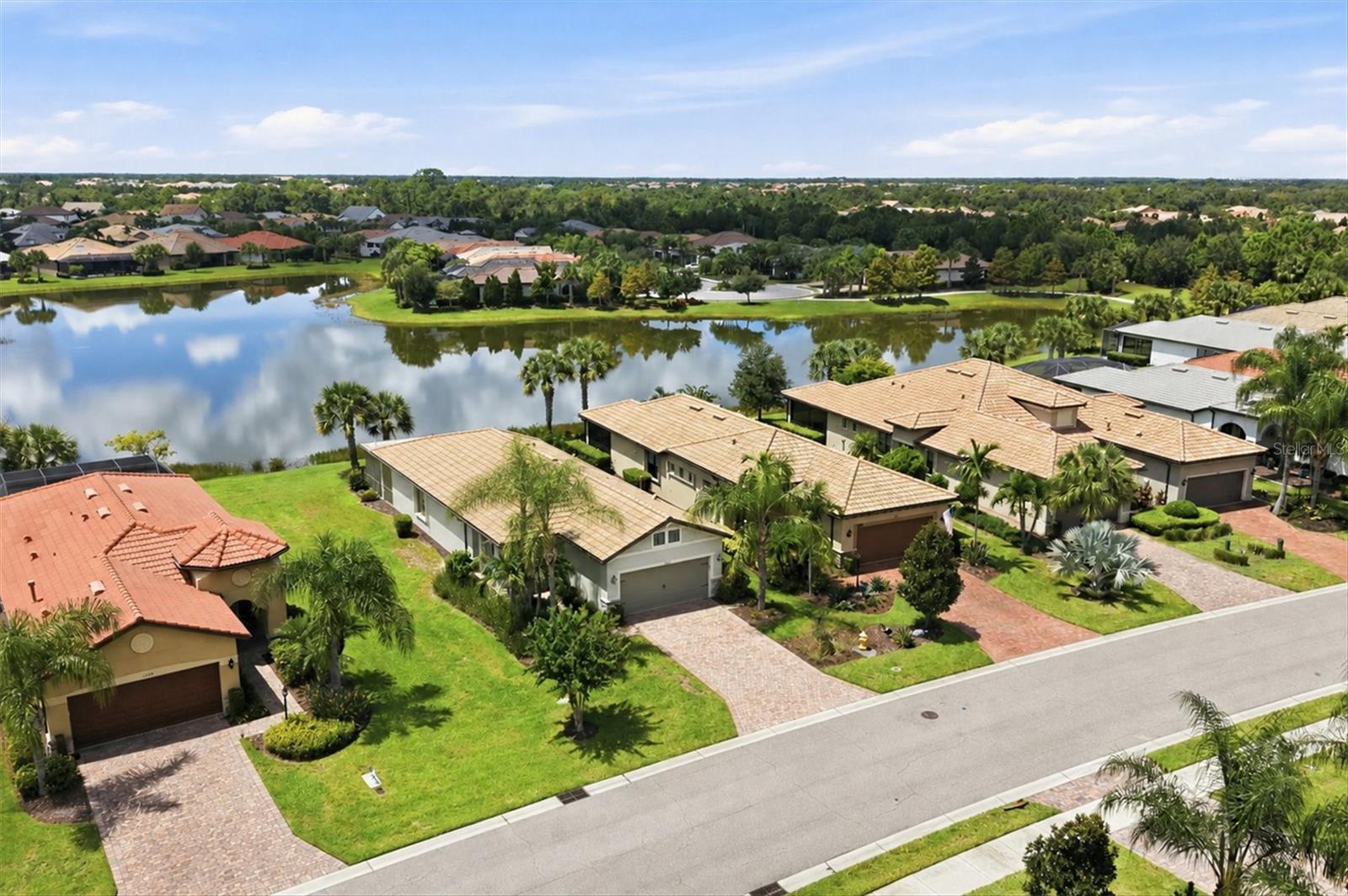 Single Family Residence at 17523 HAMPTON FALLS TER, BRADENTON, photo 44 of 77