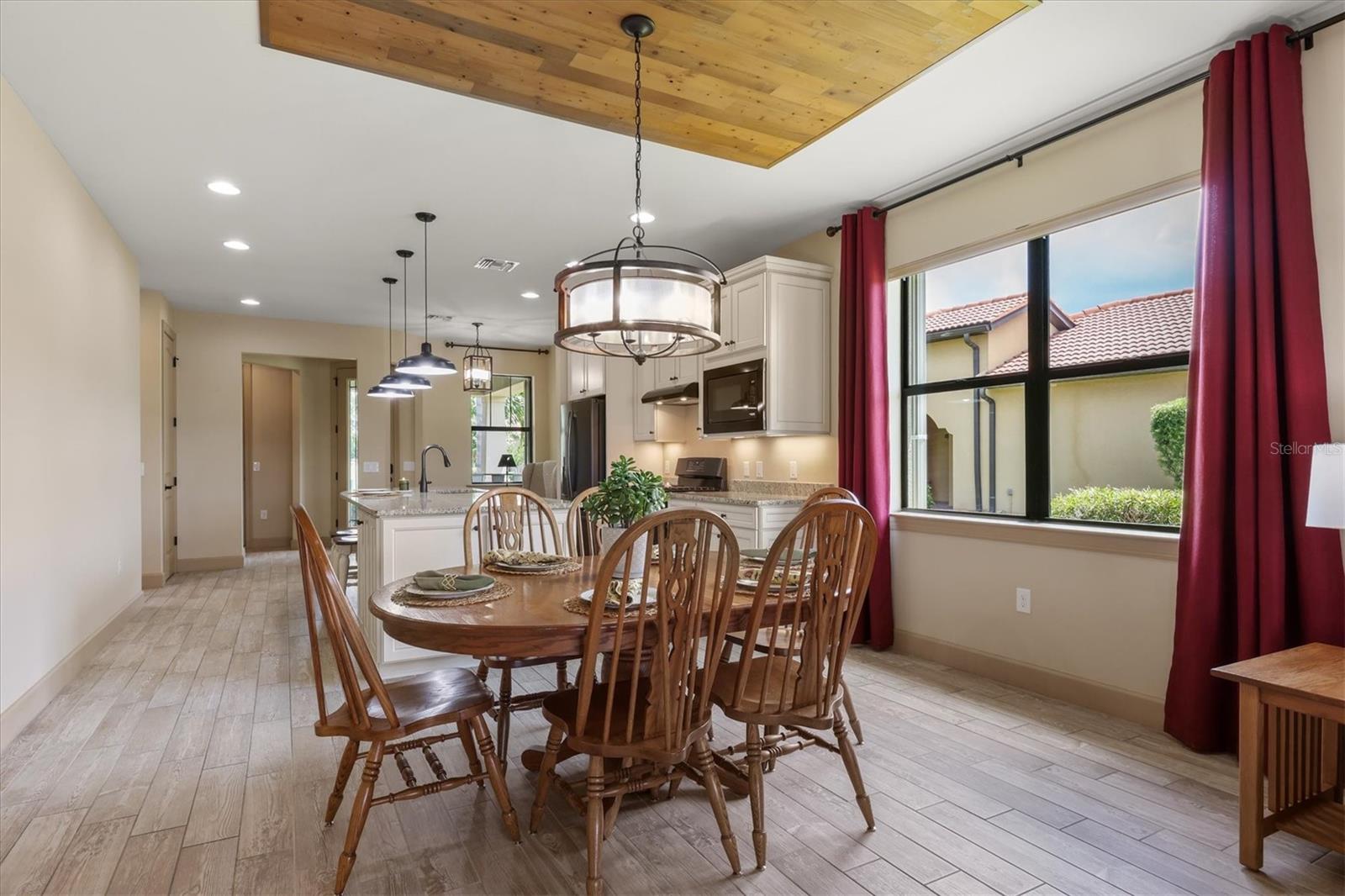 Single Family Residence at 17523 HAMPTON FALLS TER, BRADENTON, photo 15 of 77