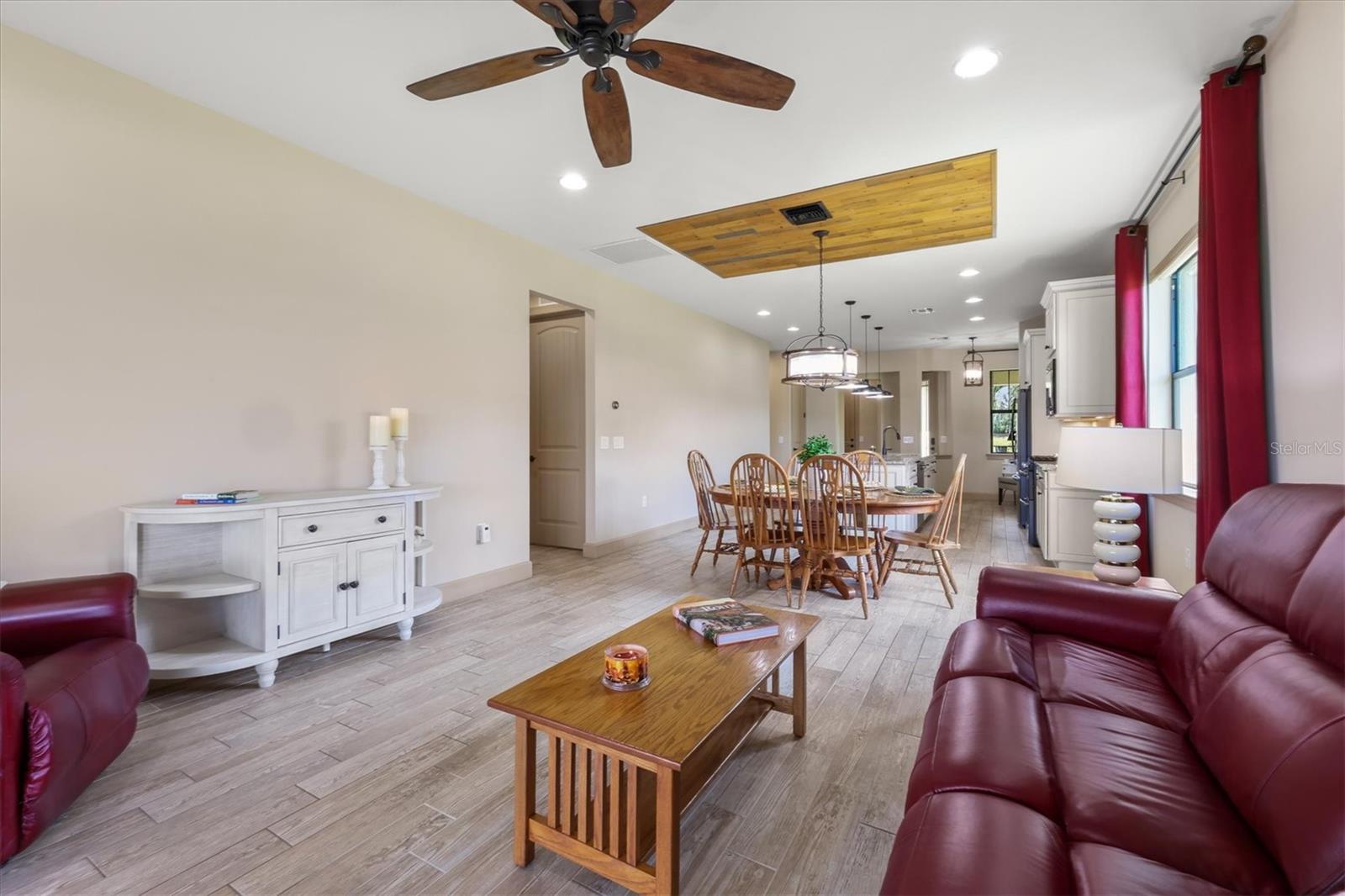Single Family Residence at 17523 HAMPTON FALLS TER, BRADENTON, photo 18 of 77