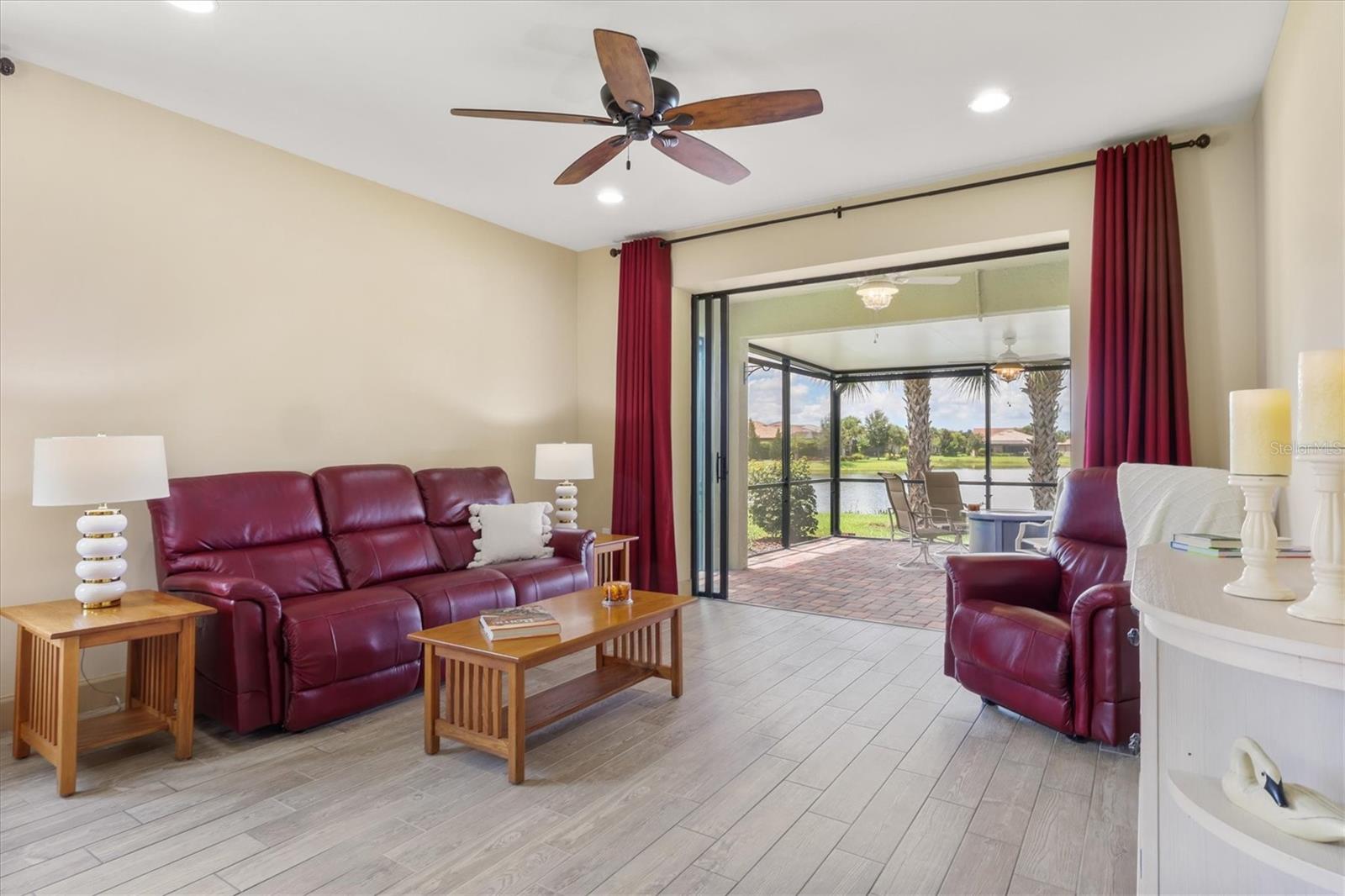 Single Family Residence at 17523 HAMPTON FALLS TER, BRADENTON, photo 19 of 77