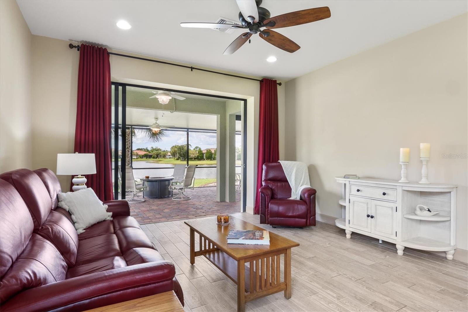 Single Family Residence at 17523 HAMPTON FALLS TER, BRADENTON, photo 20 of 77