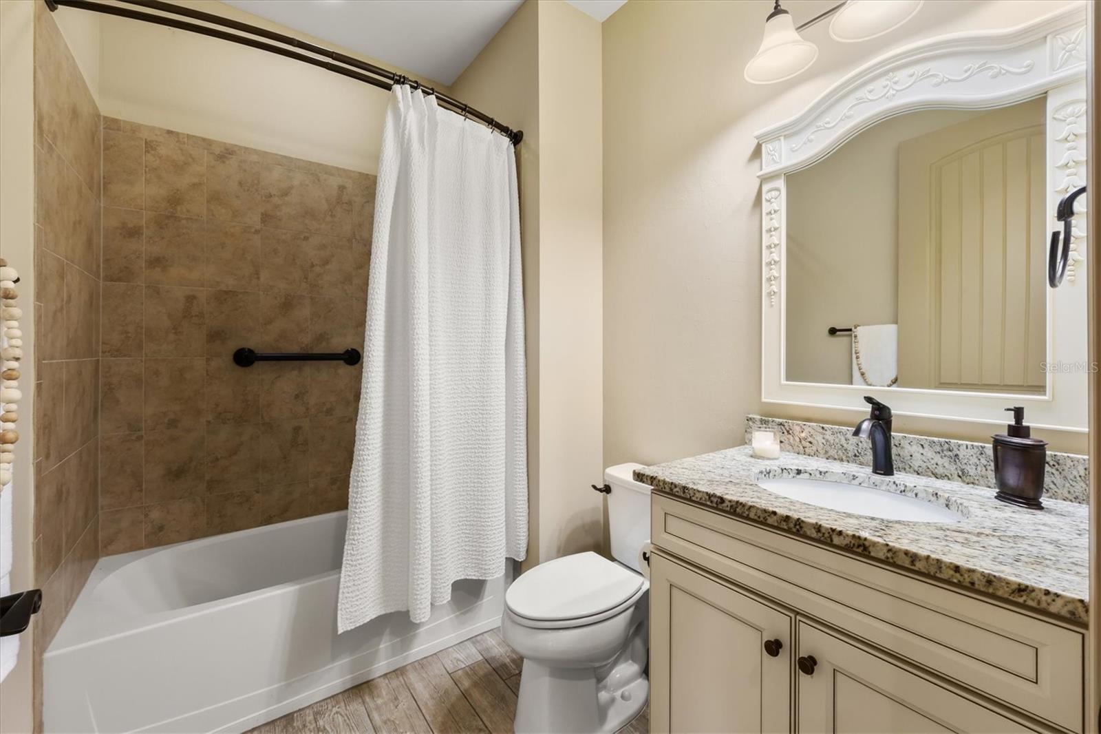 Single Family Residence at 17523 HAMPTON FALLS TER, BRADENTON, photo 28 of 77