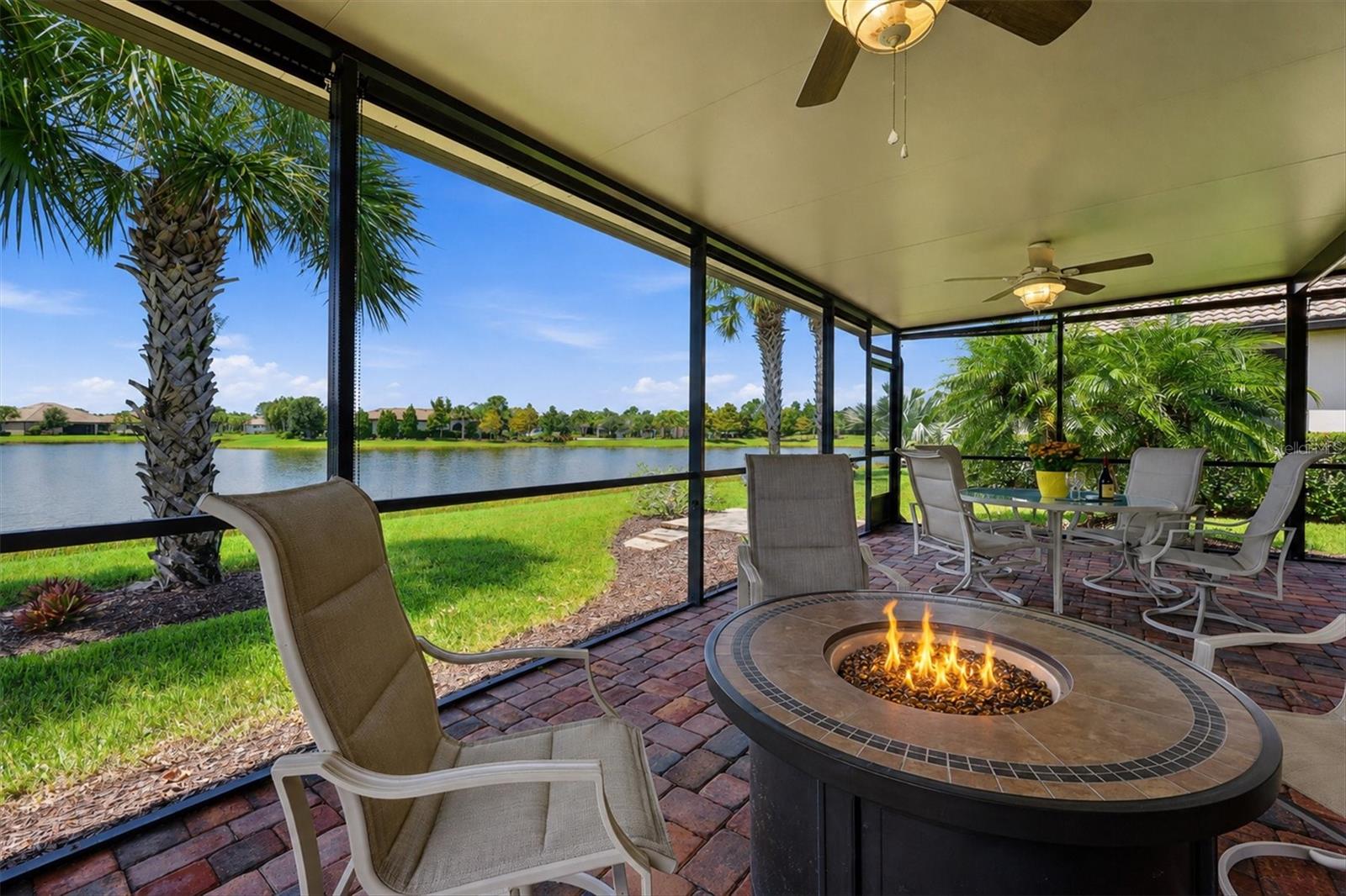 Single Family Residence at 17523 HAMPTON FALLS TER, BRADENTON, photo 31 of 77
