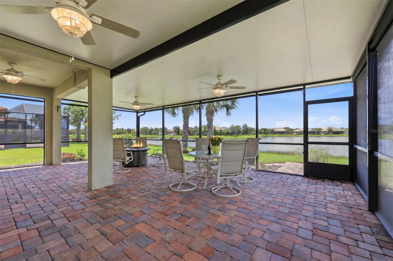 Single Family Residence at 17523 HAMPTON FALLS TER, BRADENTON, photo 33 of 77