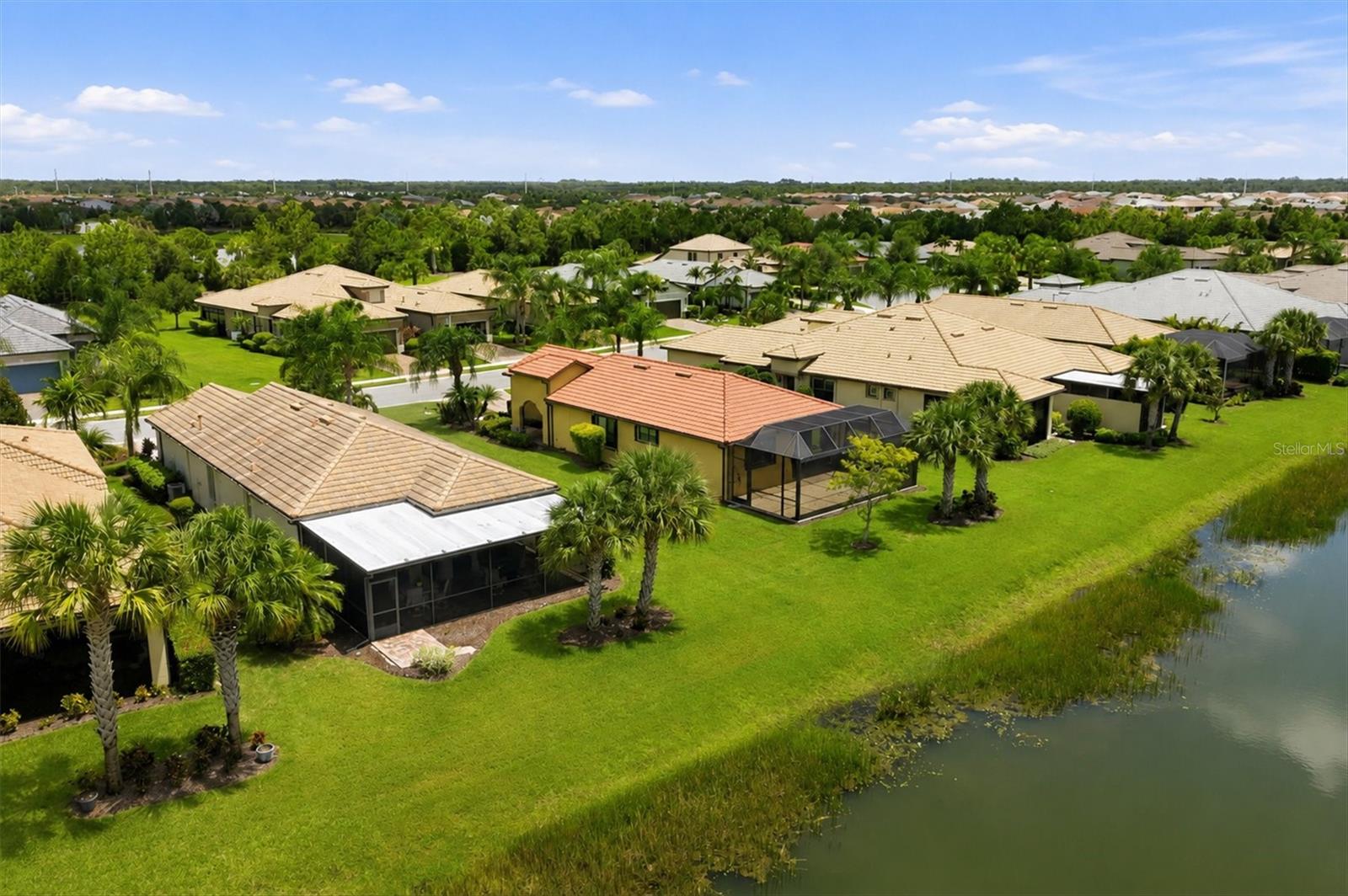 Single Family Residence at 17523 HAMPTON FALLS TER, BRADENTON, photo 41 of 77