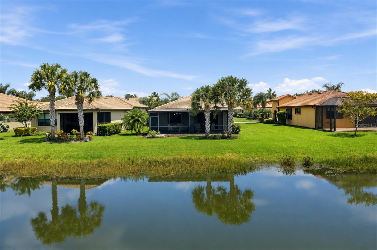 Single Family Residence at 17523 HAMPTON FALLS TER, BRADENTON, photo 42 of 77