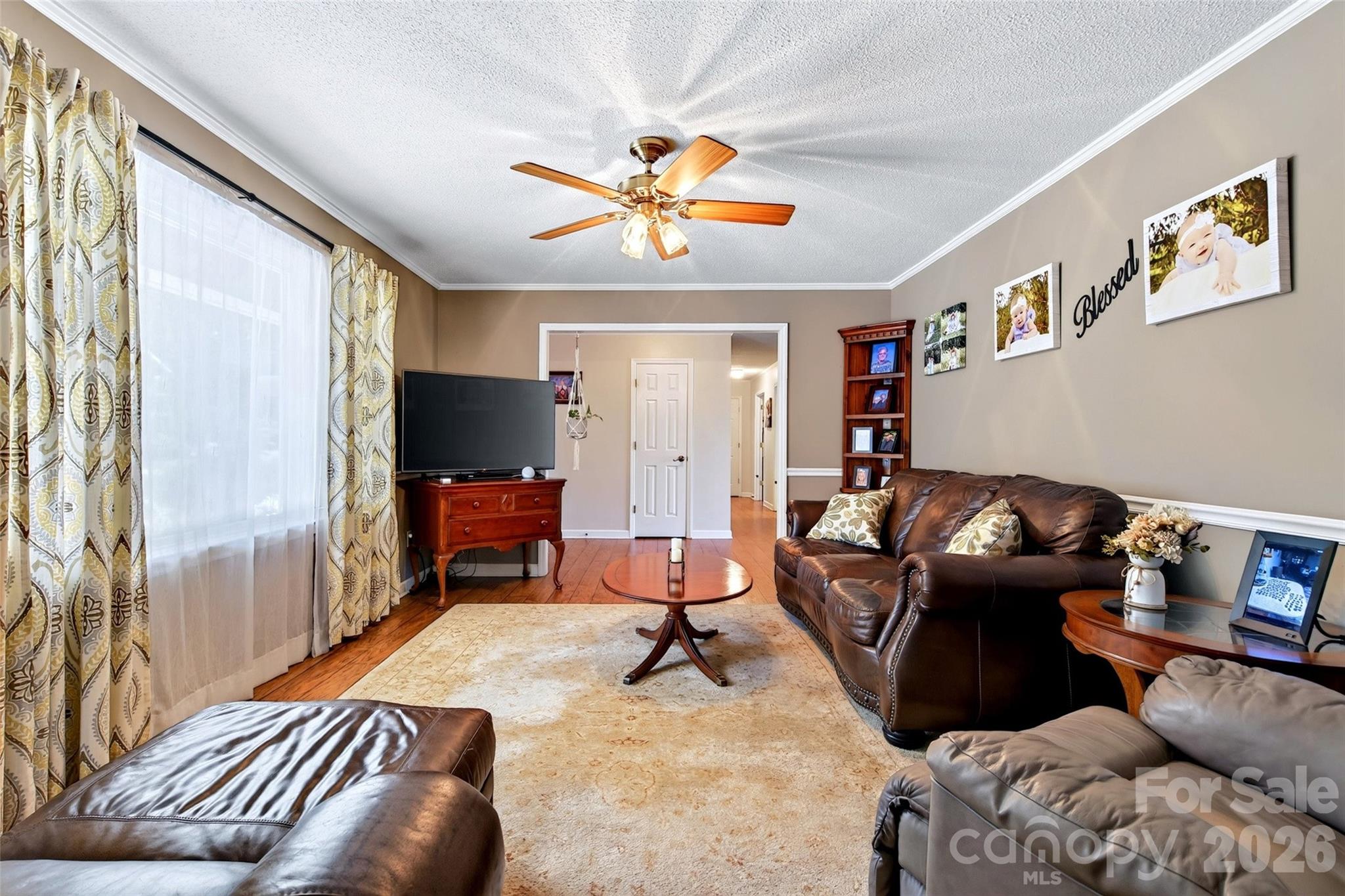 Single Family Residence at 146 Cobblestone Drive, Marion, photo 11 of 48
