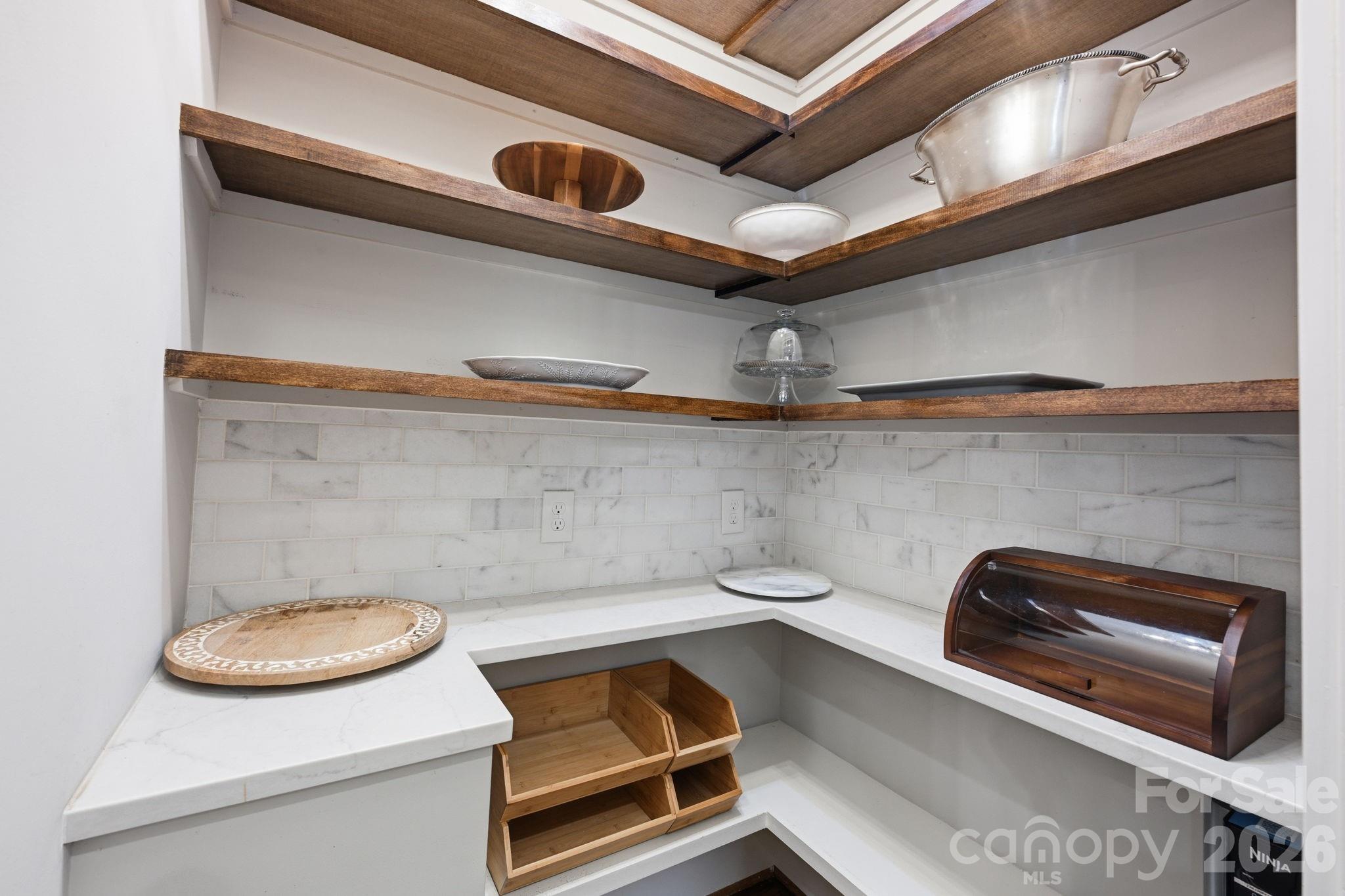 Beautiful Modern Pantry - 121 E Callicutt Trail, Mooresville