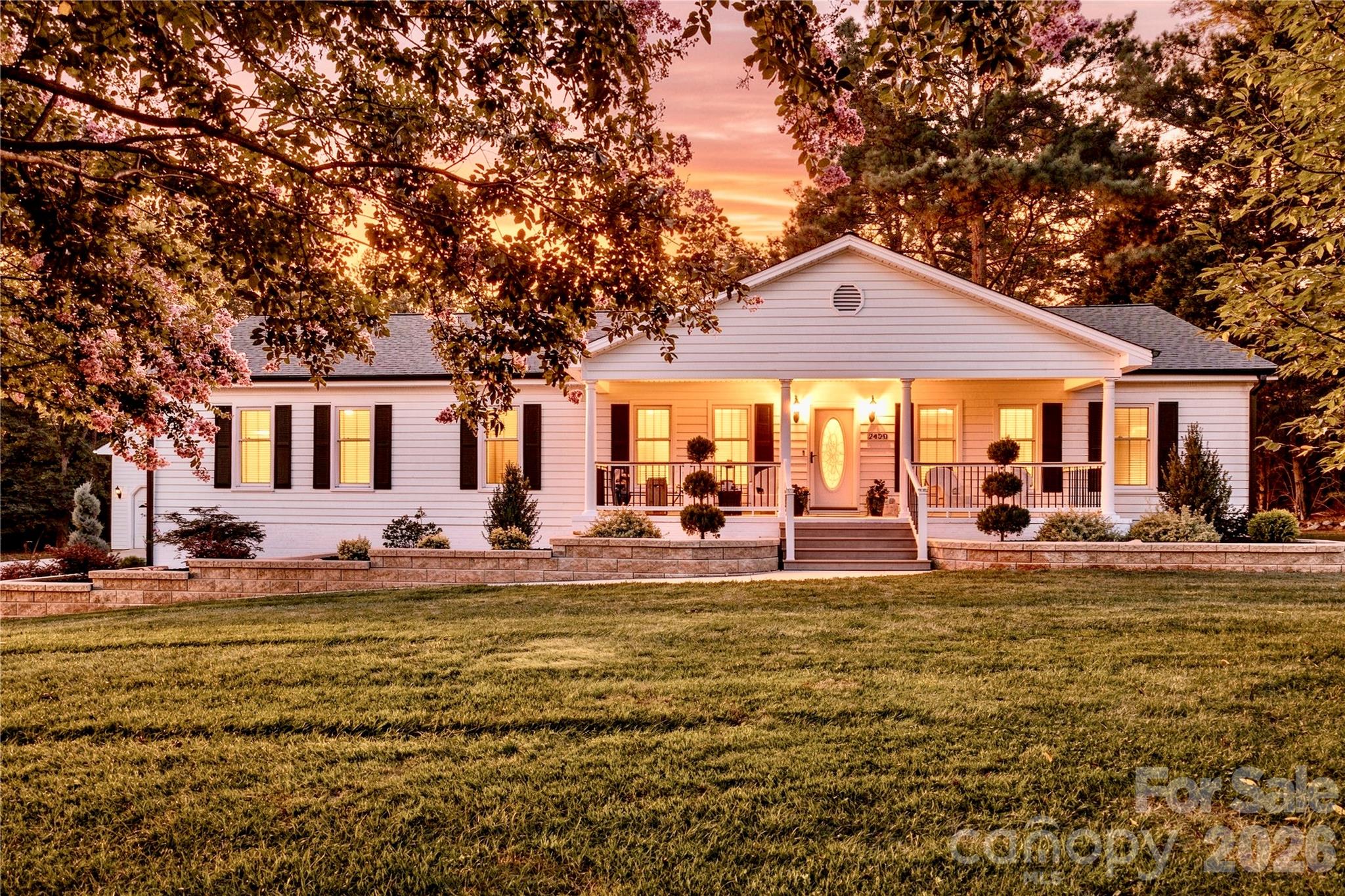 Beautiful Ranch Home - 2429 Cassidy Drive, Davidson
