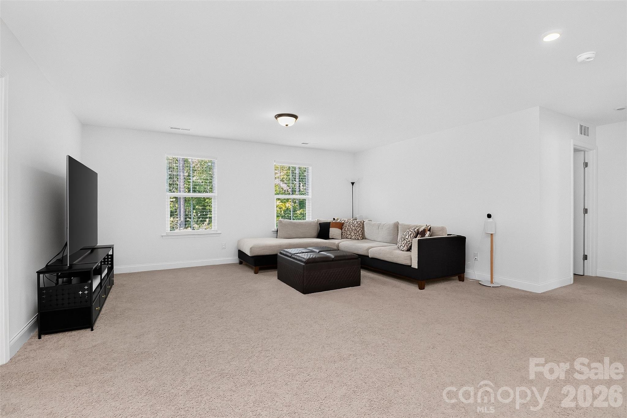 Loft - 235 Supernova Drive, York