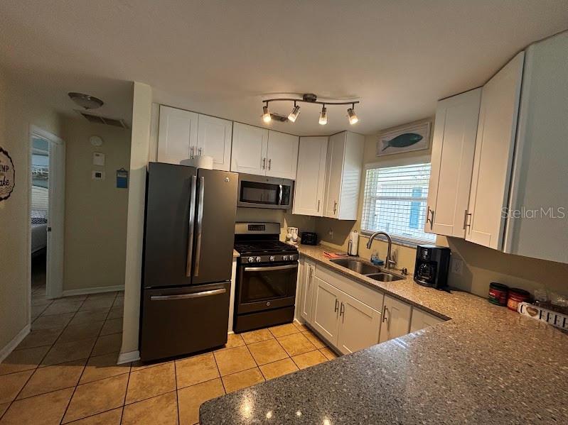 Single Family Residence at 14076 NE 250TH CIR #38, SALT SPRINGS, photo 12 of 49