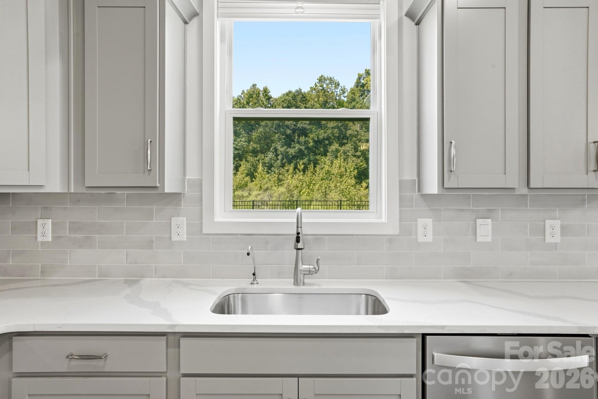 Chef's Dream Kitchen - 1060 Merganser Way, Indian Trail