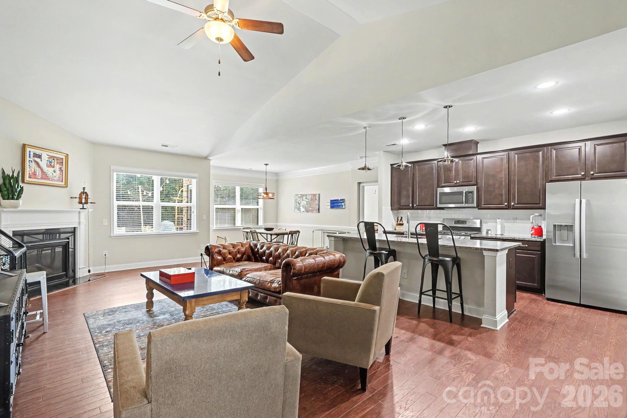 Single Family Residence at 2117 Belle Regal Circle, Rock Hill, photo 23 of 48