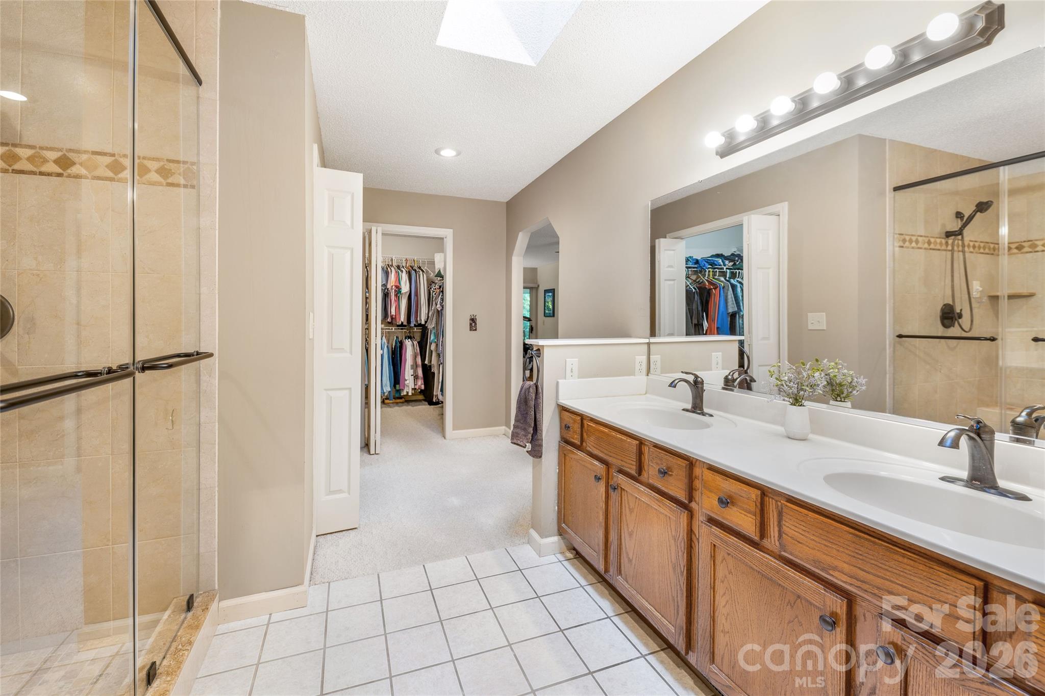 Primary bathroom. - 31 Hillcreek Drive, Asheville
