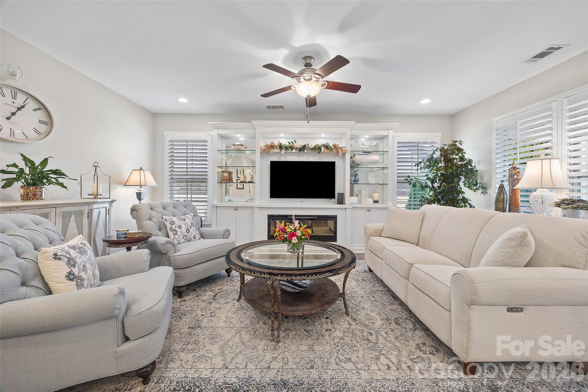 Single Family Residence at 420 Trillium Way, Belmont, photo 4 of 32