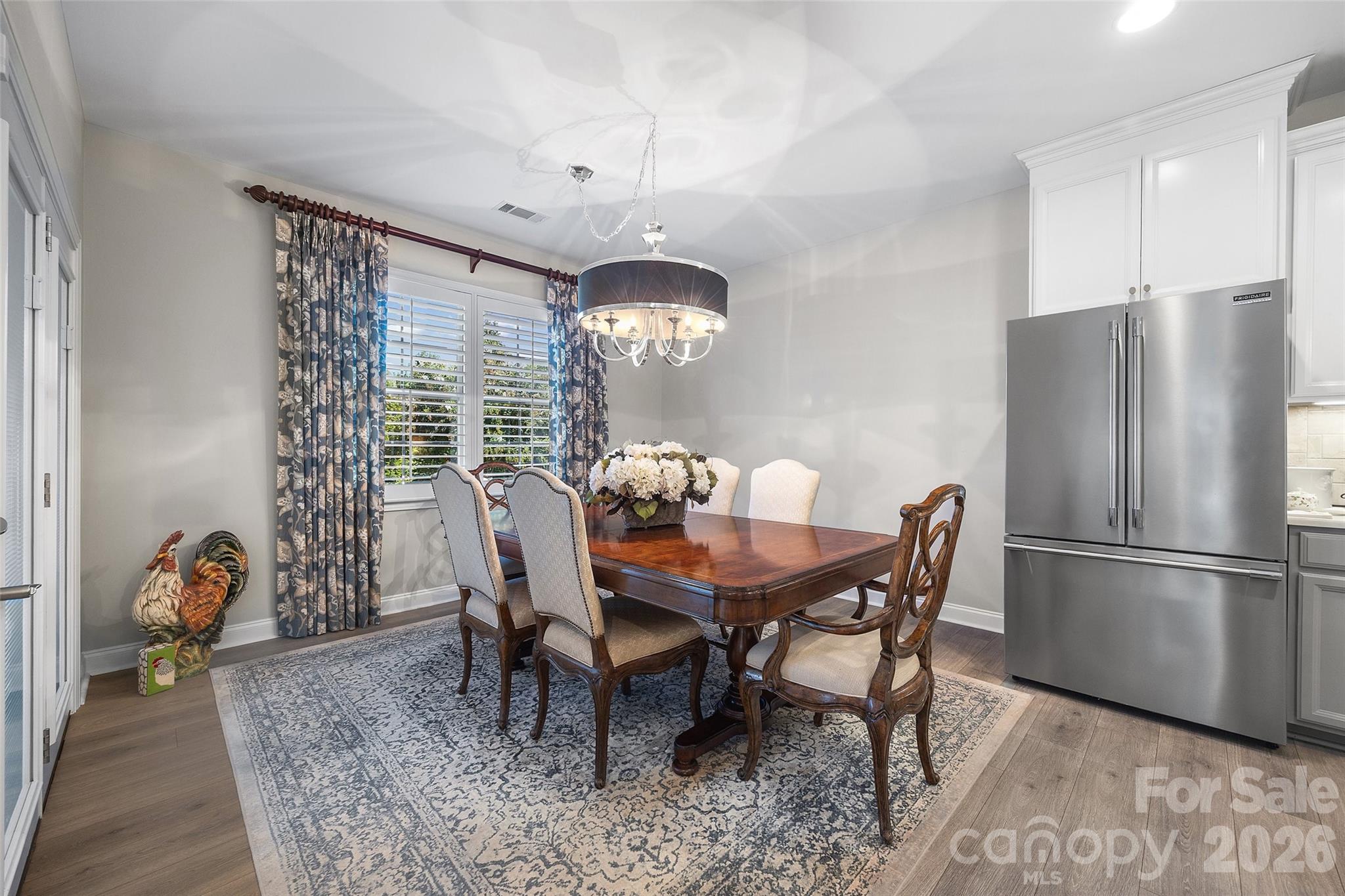 Single Family Residence at 420 Trillium Way, Belmont, photo 12 of 32