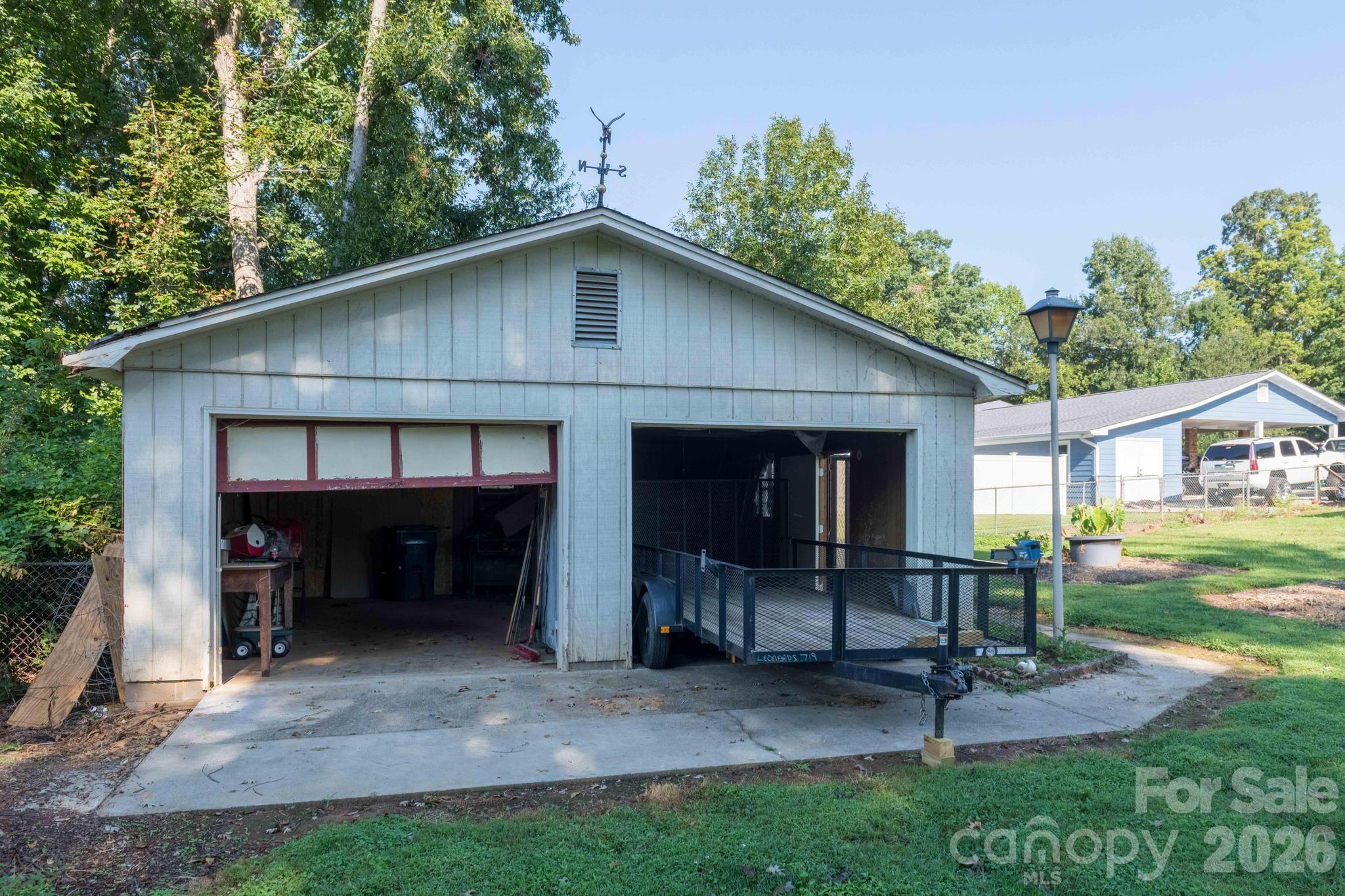 Detached Garage - 2661 Tiffany Street, Conover