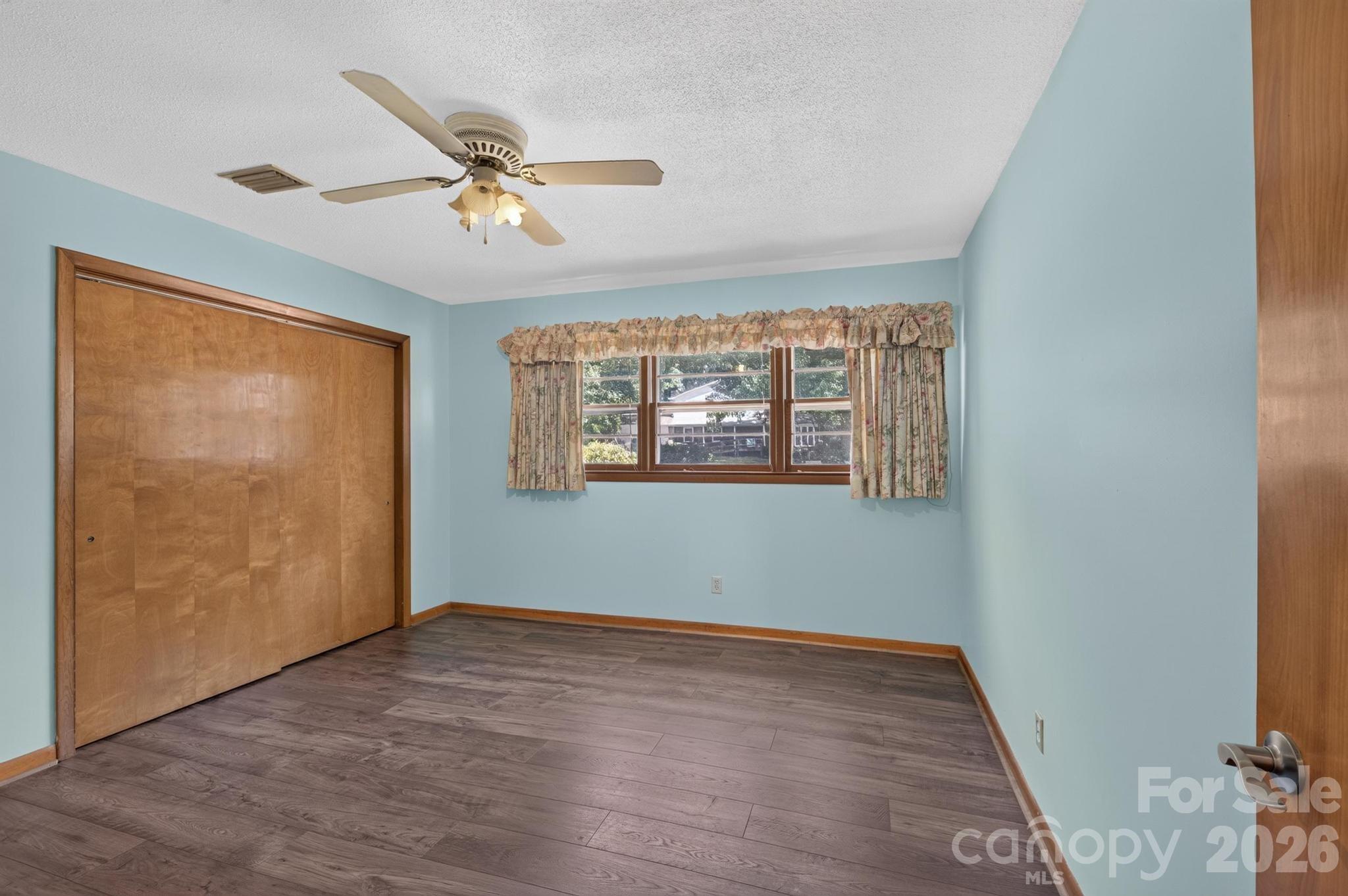 Secondary Bedroom1 - 2661 Tiffany Street, Conover