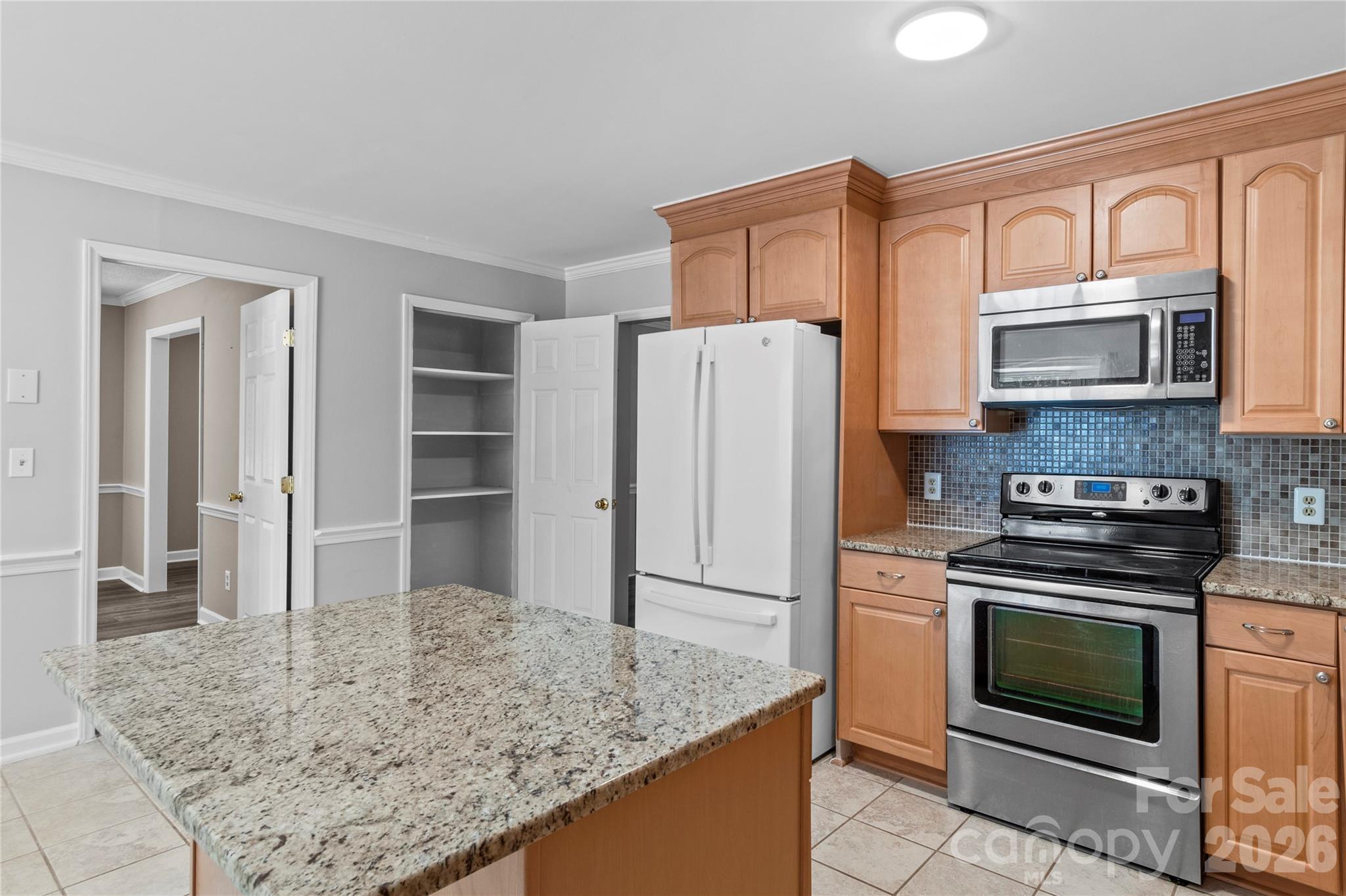 Single Family Residence at 3545 N Lakeshore Drive, Clemmons, photo 9 of 33