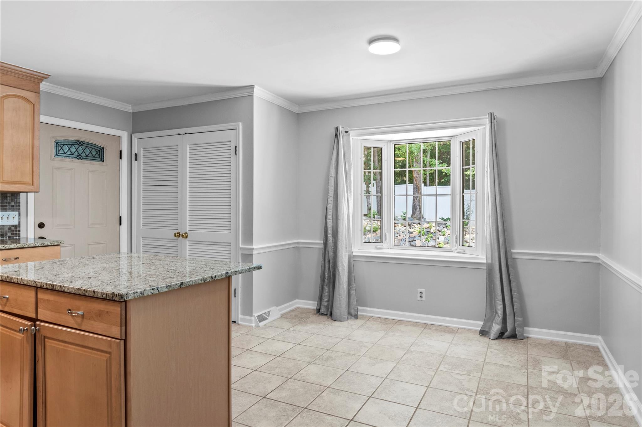 Single Family Residence at 3545 N Lakeshore Drive, Clemmons, photo 10 of 33