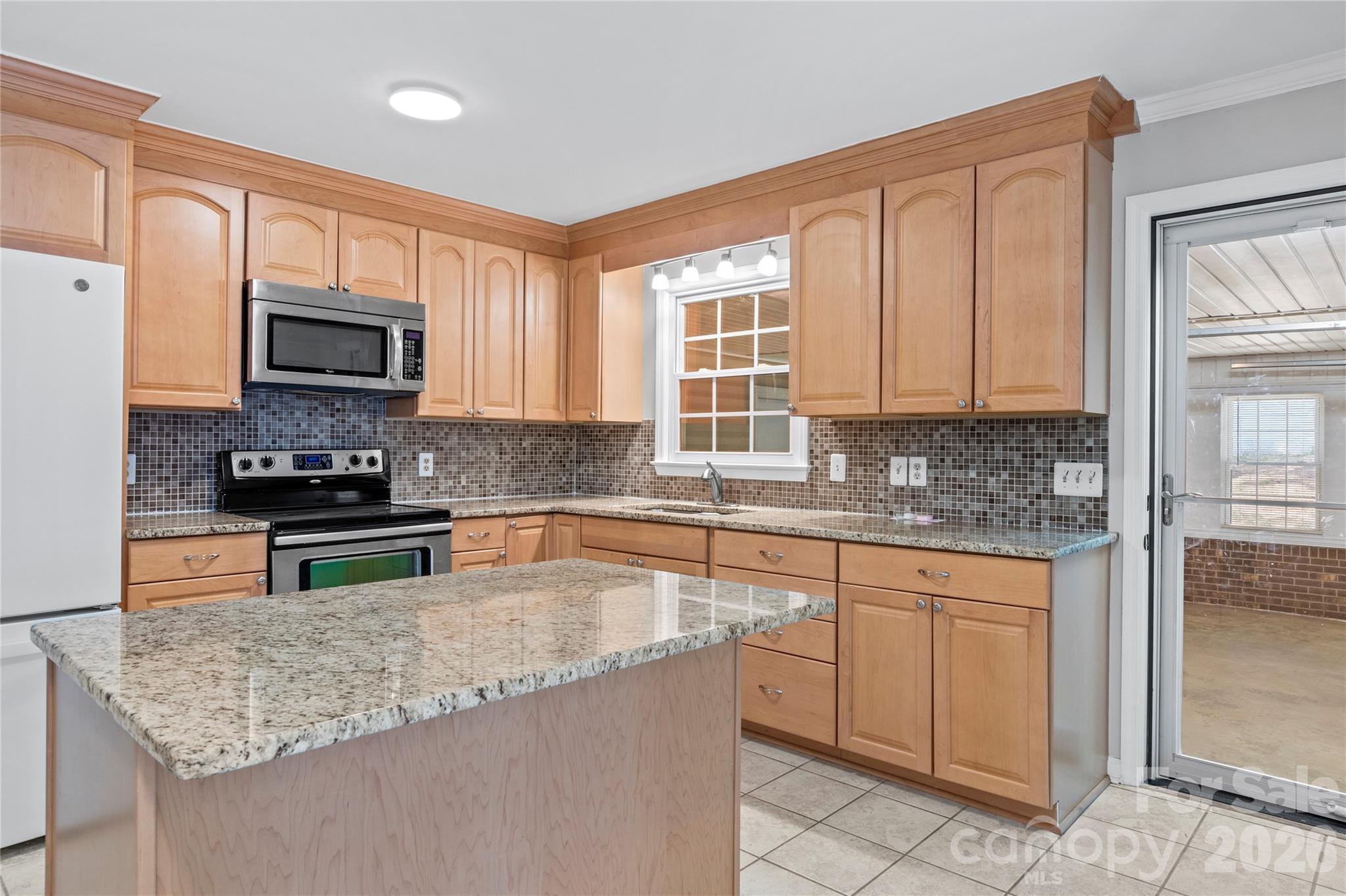 View of Kitchen wi - 3545 N Lakeshore Drive, Clemmons
