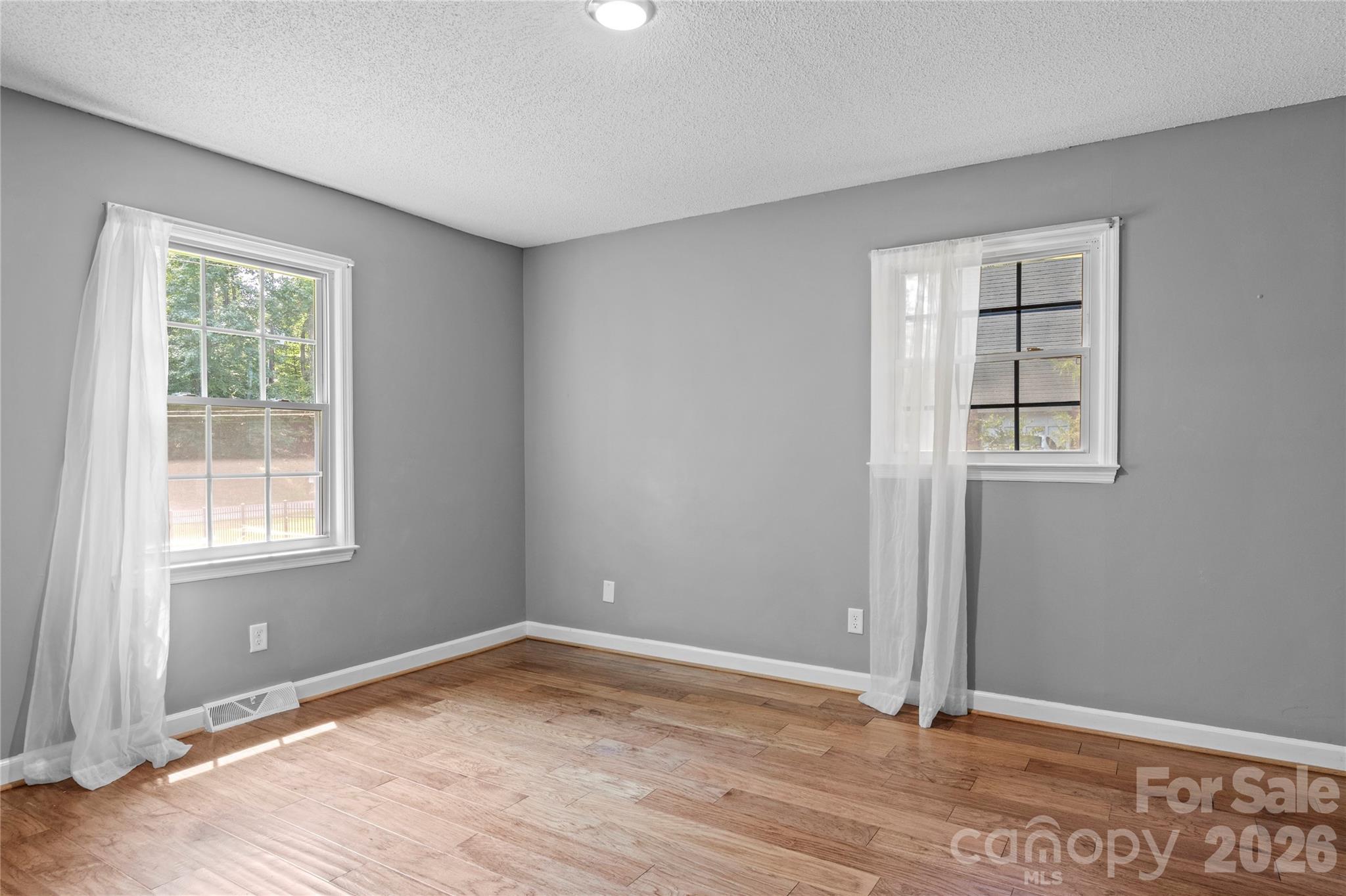 Single Family Residence at 3545 N Lakeshore Drive, Clemmons, photo 22 of 33