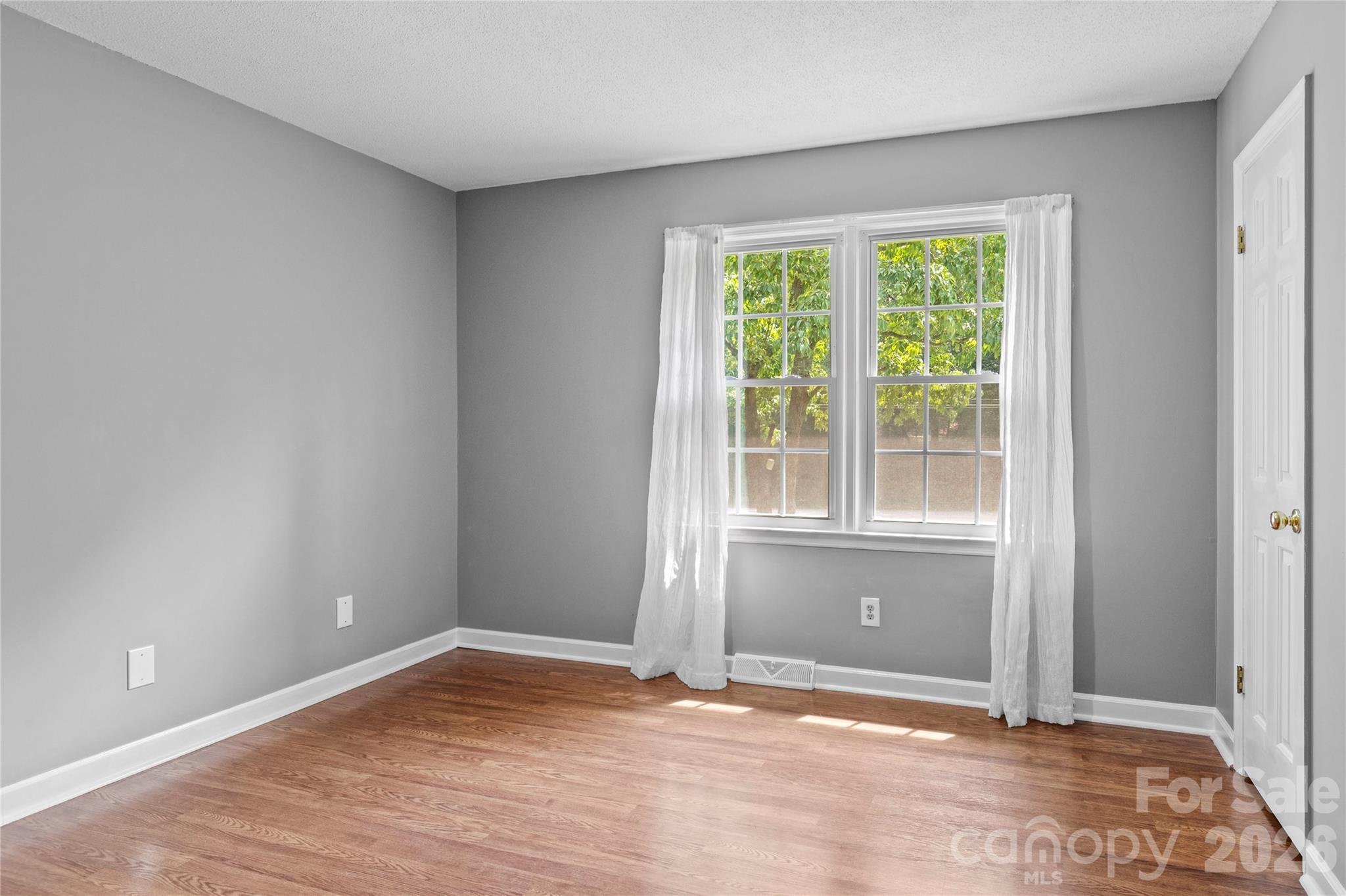Single Family Residence at 3545 N Lakeshore Drive, Clemmons, photo 24 of 33