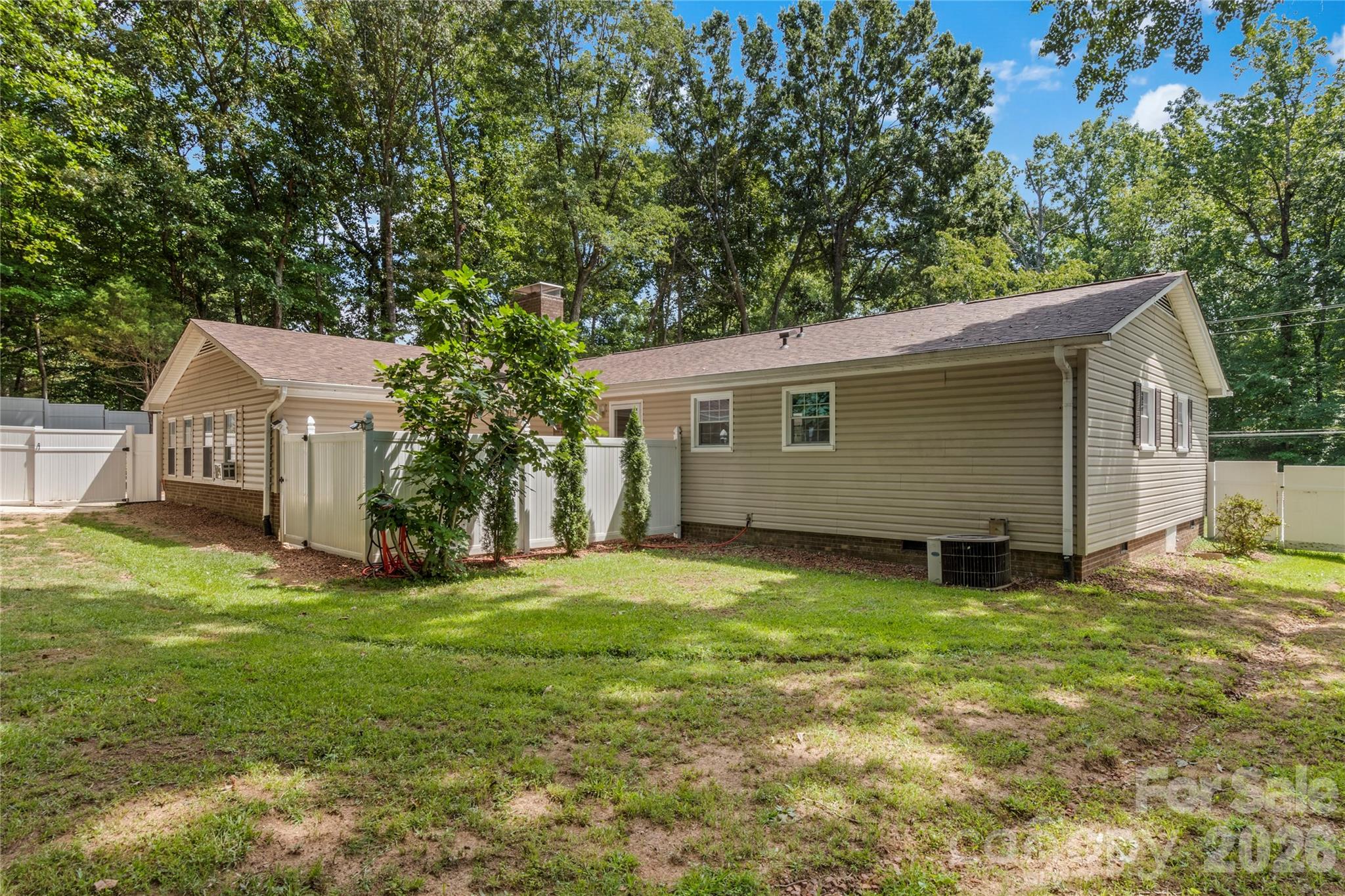 Single Family Residence at 3545 N Lakeshore Drive, Clemmons, photo 27 of 33
