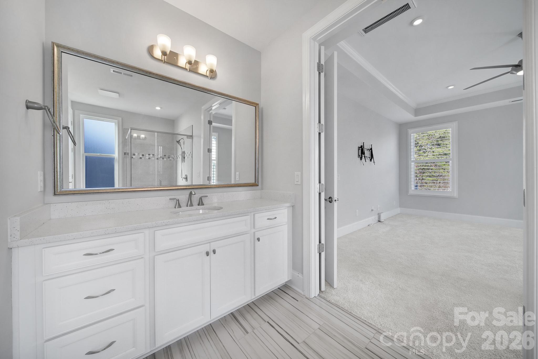 Single Family Residence at 3509 Aqua Point Drive, York, photo 23 of 48