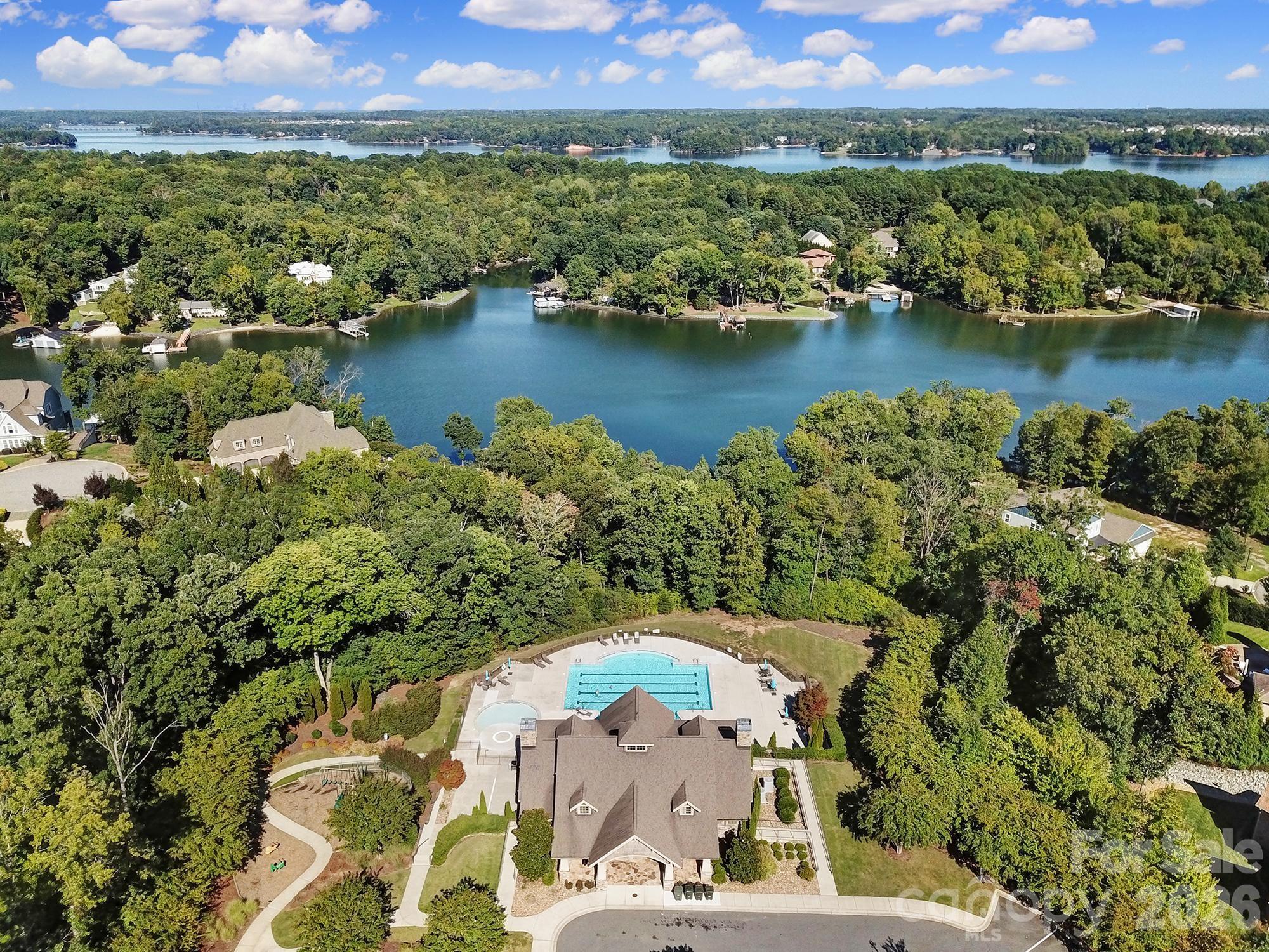 Single Family Residence at 3509 Aqua Point Drive, York, photo 46 of 48