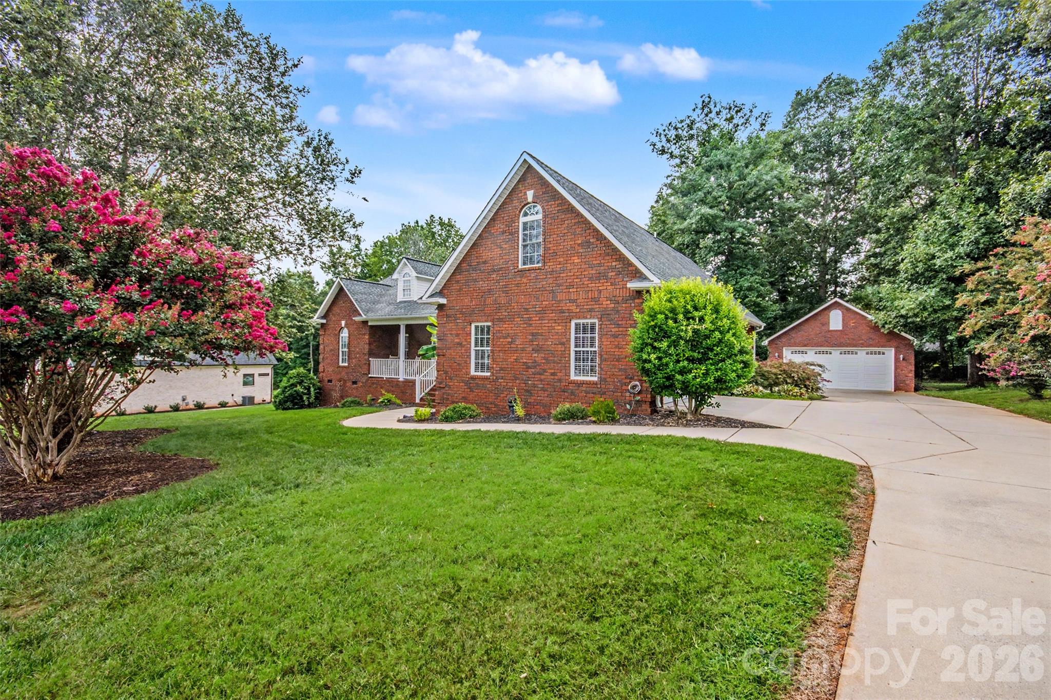 Single Family Residence at 204 Seven Springs Loop, Statesville, photo 2 of 48