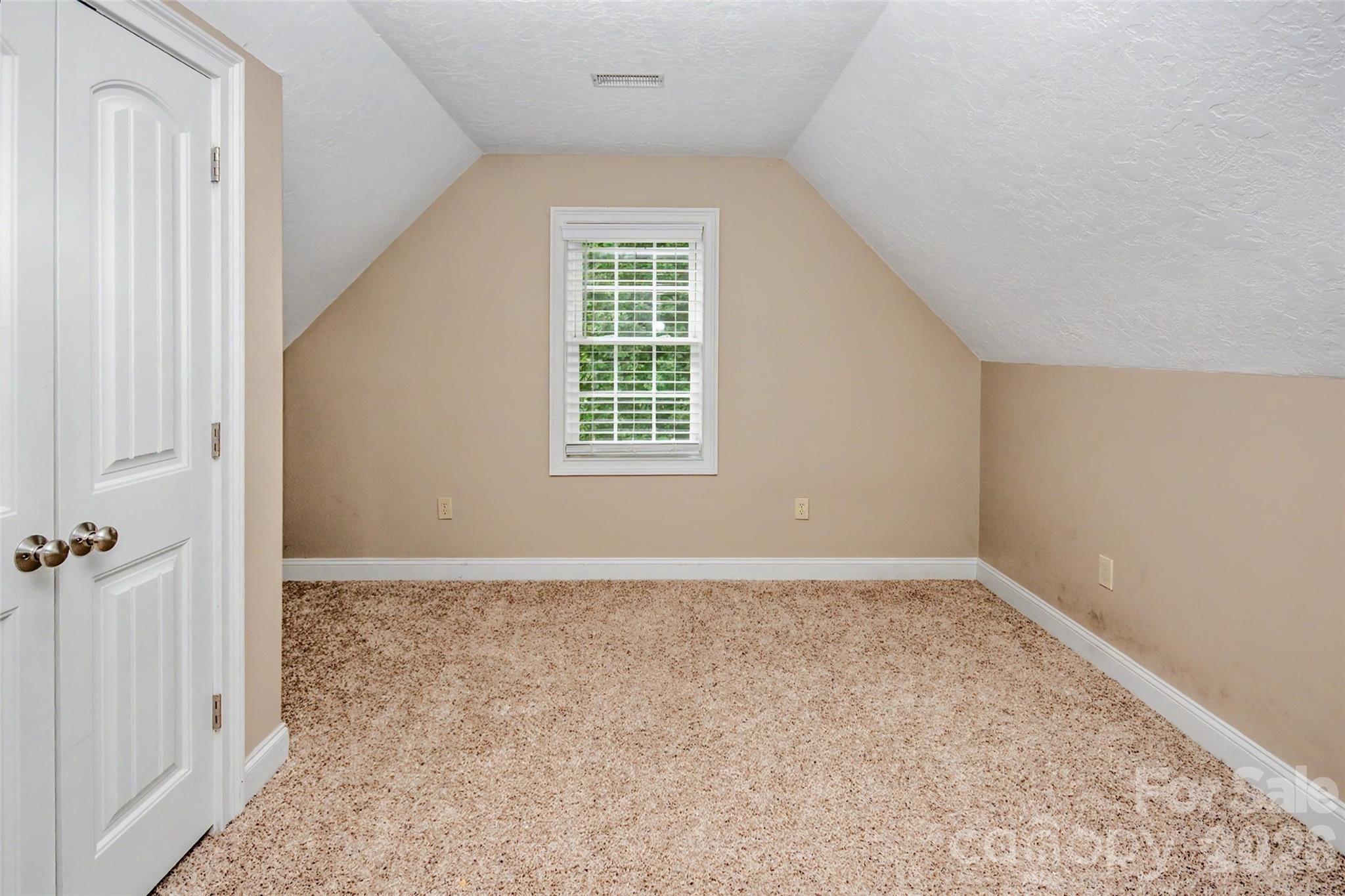 Single Family Residence at 204 Seven Springs Loop, Statesville, photo 35 of 48
