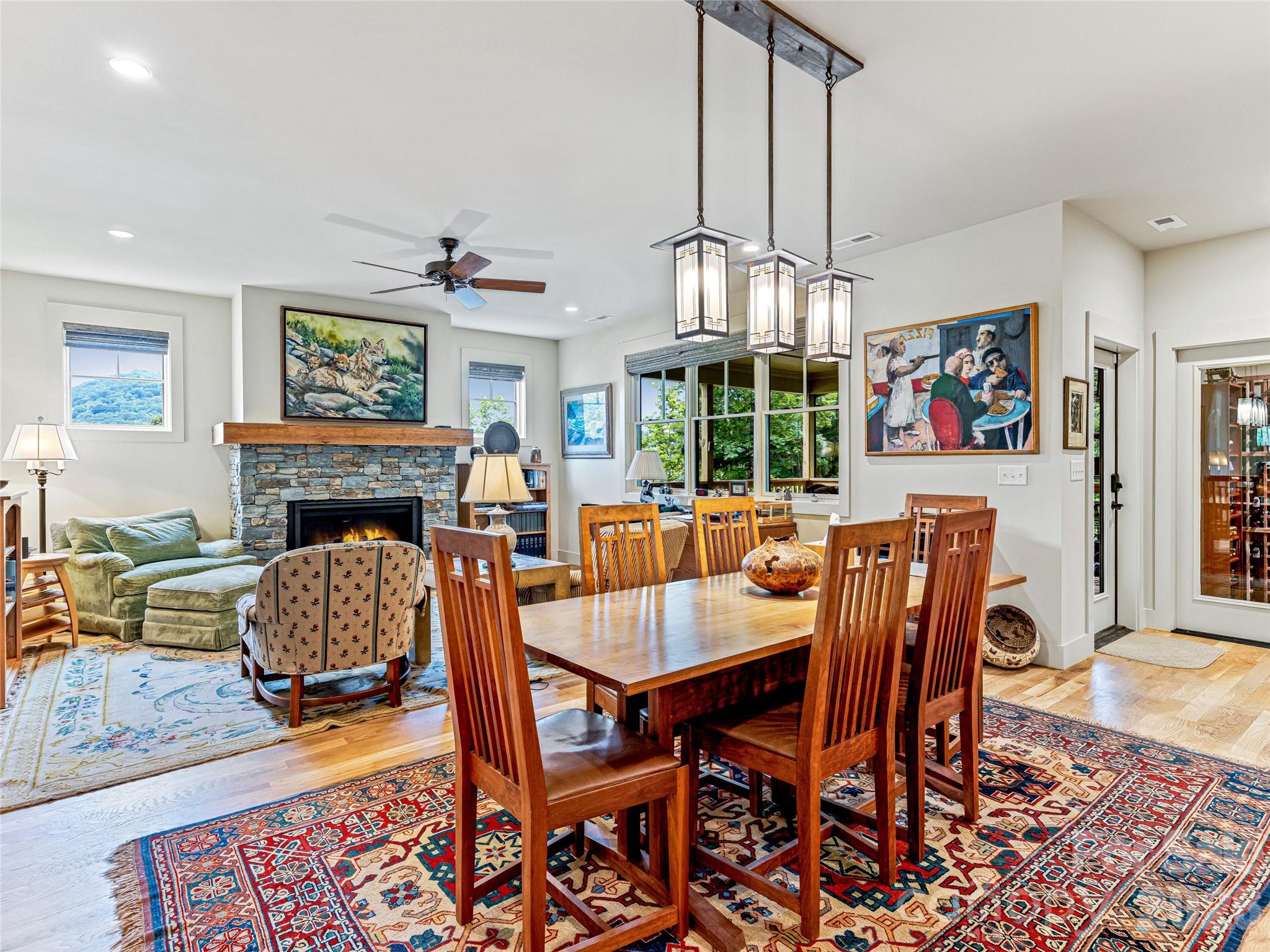 Single Family Residence at 37 Ashe Park Circle, Asheville, photo 6 of 44