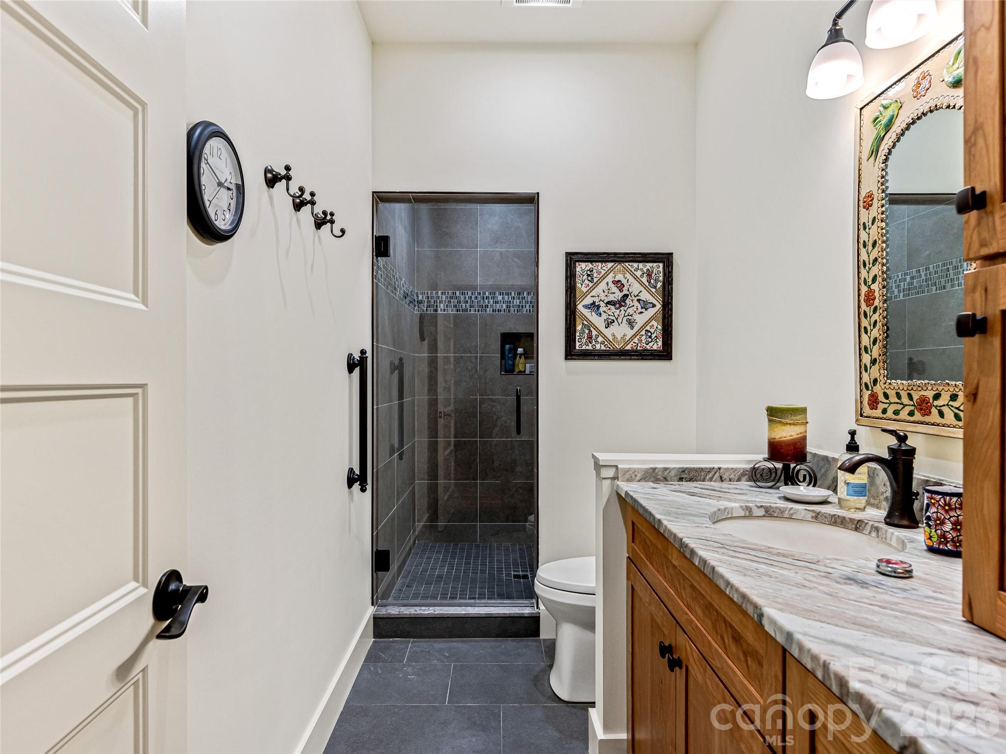 Single Family Residence at 37 Ashe Park Circle, Asheville, photo 16 of 44
