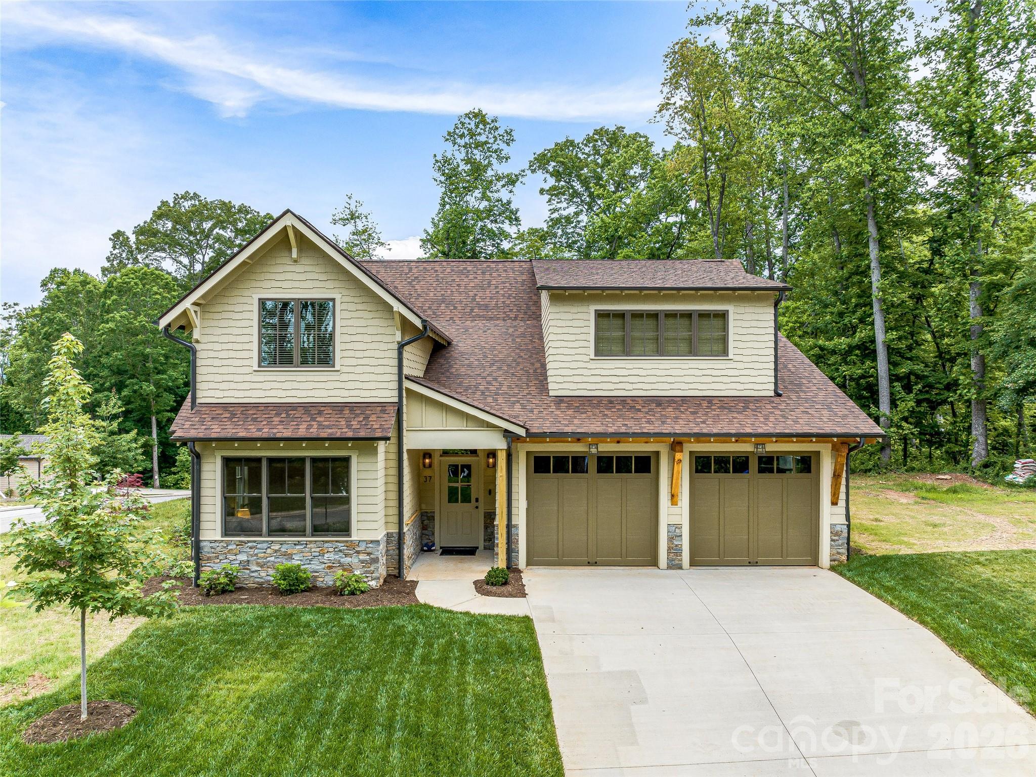 Single Family Residence at 37 Ashe Park Circle, Asheville, photo 37 of 44