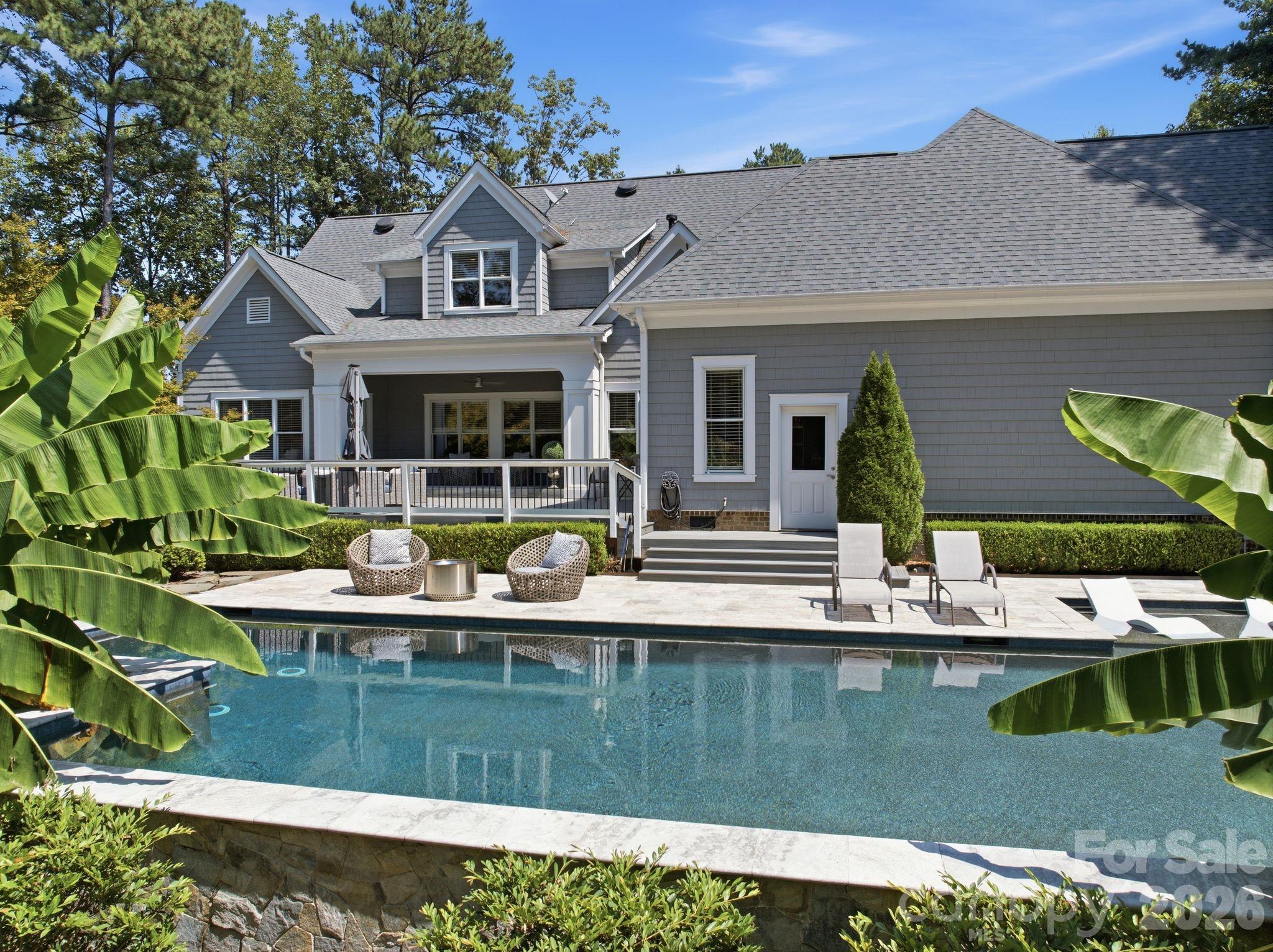 Single Family Residence at 141 Stonewall Beach Lane, Mooresville, photo 10 of 48