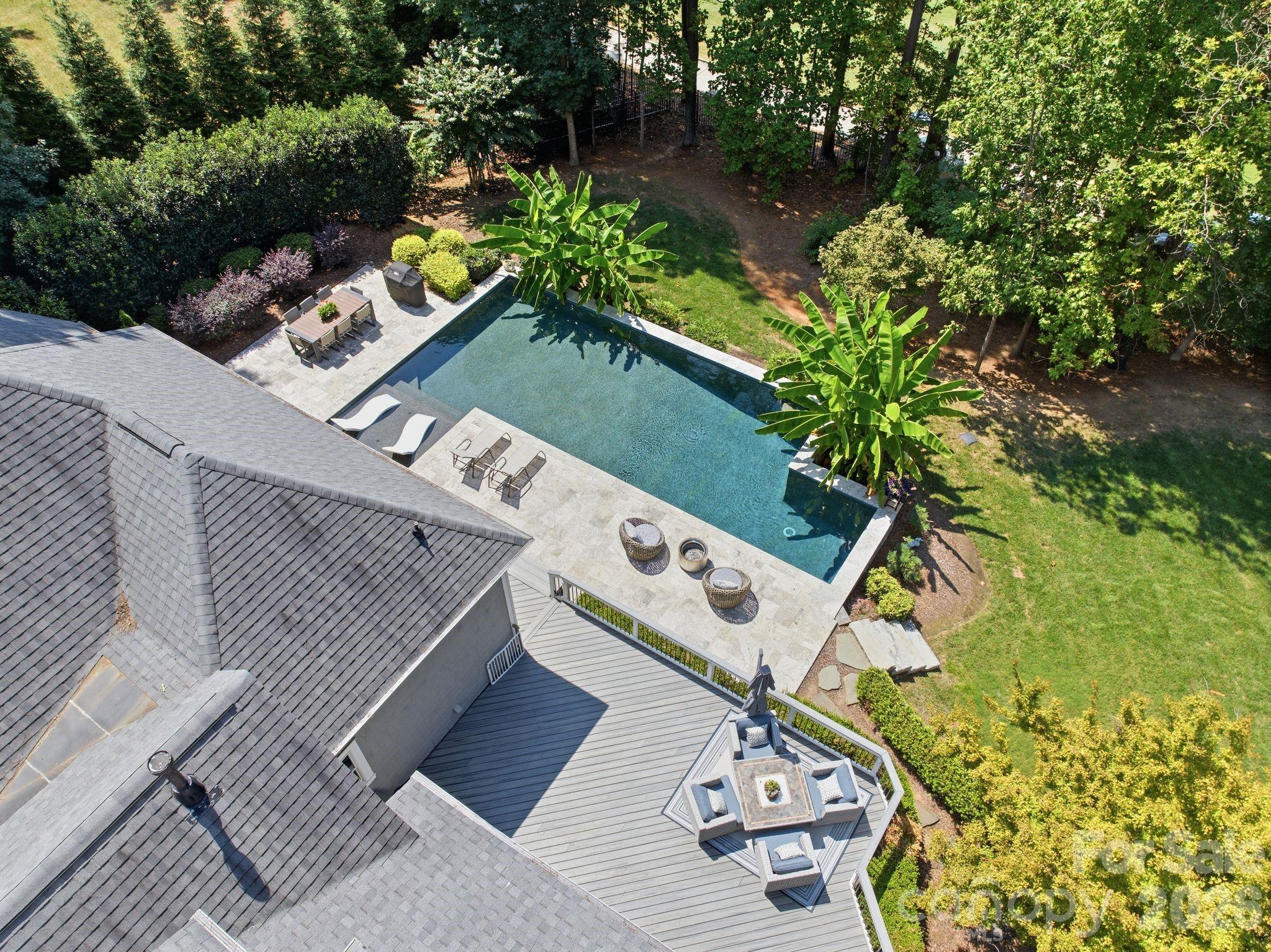 Single Family Residence at 141 Stonewall Beach Lane, Mooresville, photo 11 of 48