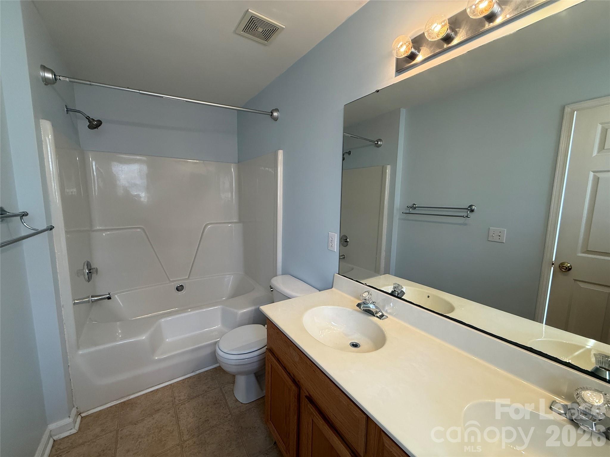Townhouse at 9766 Blossom Hill Drive, Huntersville, photo 20 of 26
