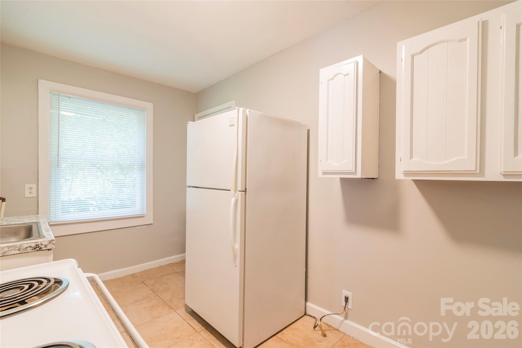 front unit kitchen - 1812 Catherine Simmons Avenue, Charlotte