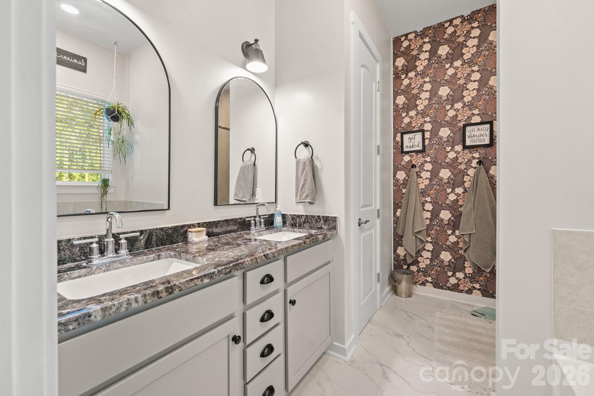 Single Family Residence at 4298 Brandy Creek Court, Clover, photo 4 of 47