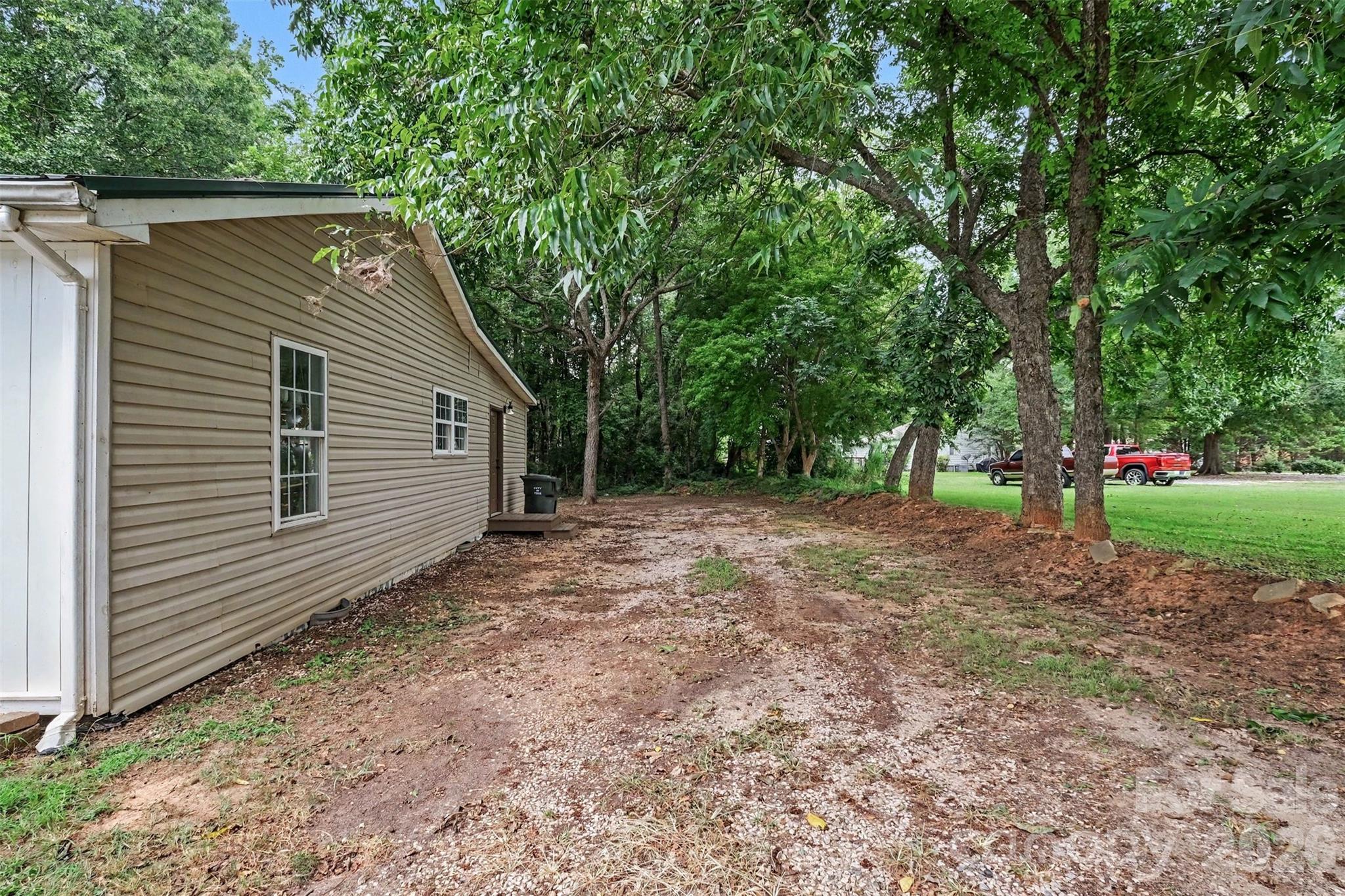Single Family Residence at 501 Hunter Street, York, photo 30 of 30
