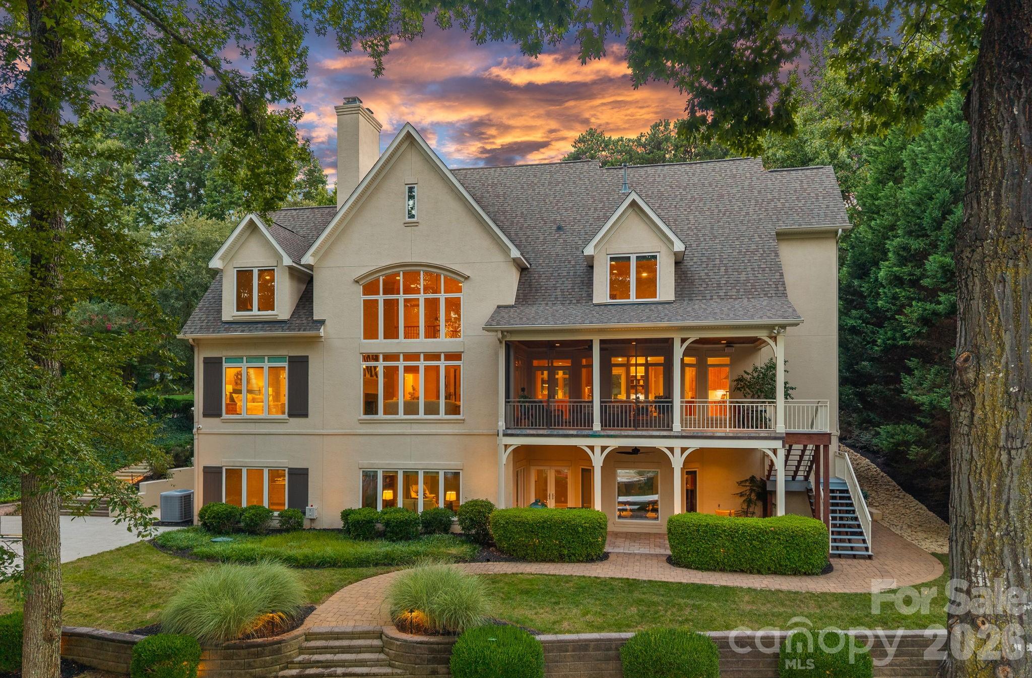 Single Family Residence at 177 Great Point Drive, Mooresville, photo 3 of 47