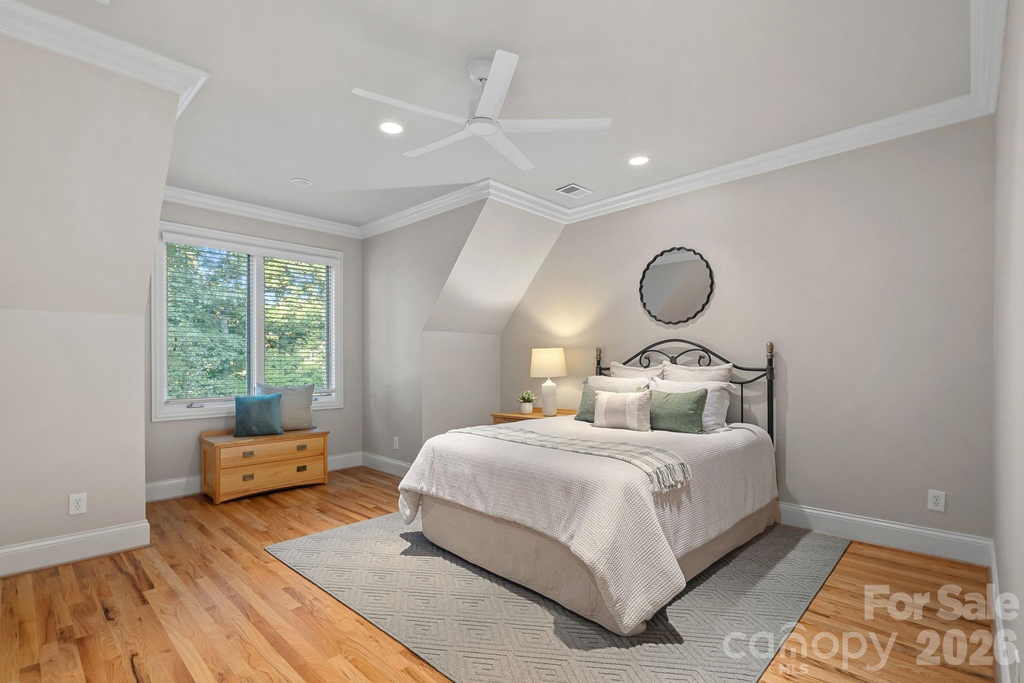 Single Family Residence at 177 Great Point Drive, Mooresville, photo 20 of 47